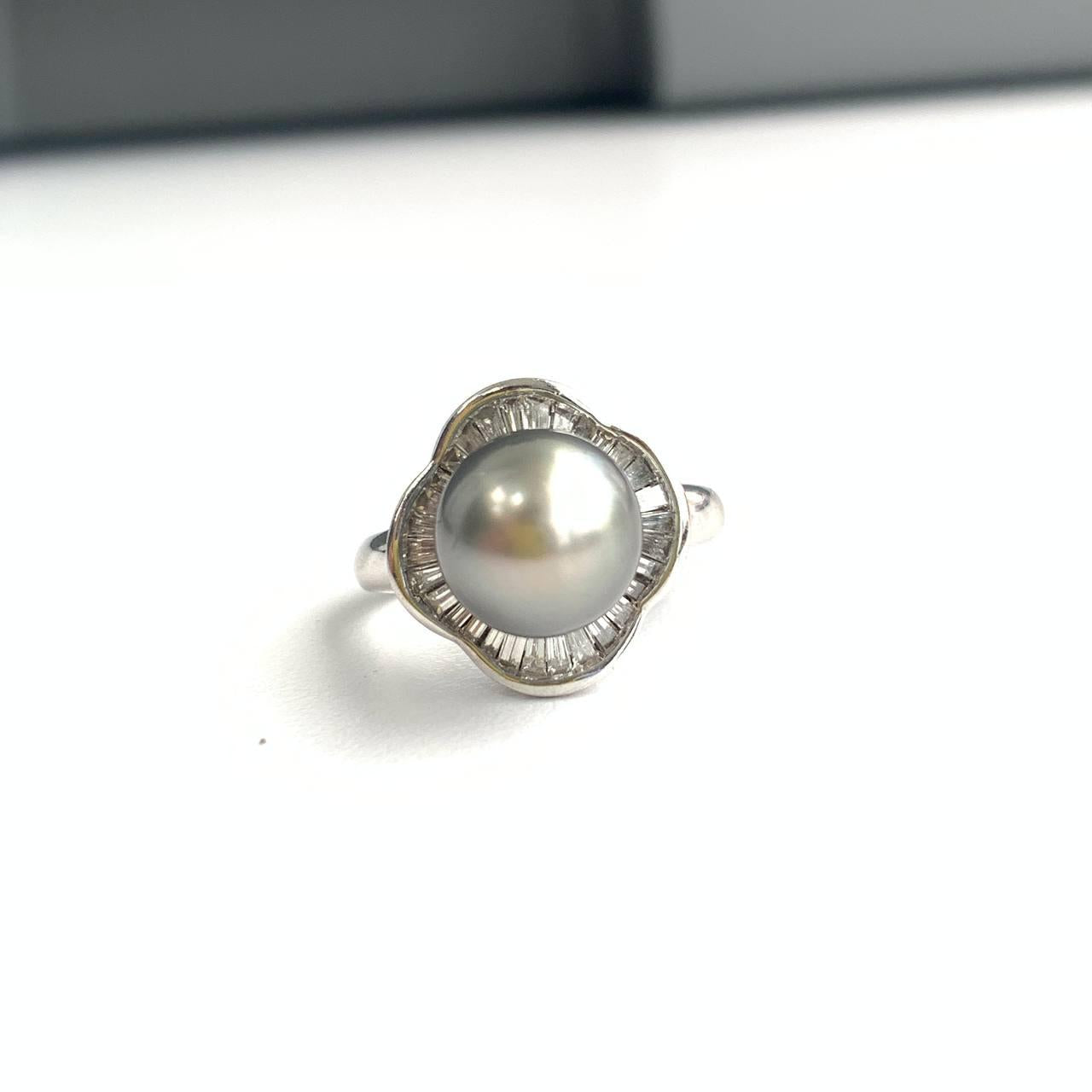 Ballerina Diamond & Pearl Ring in 18K White Gold