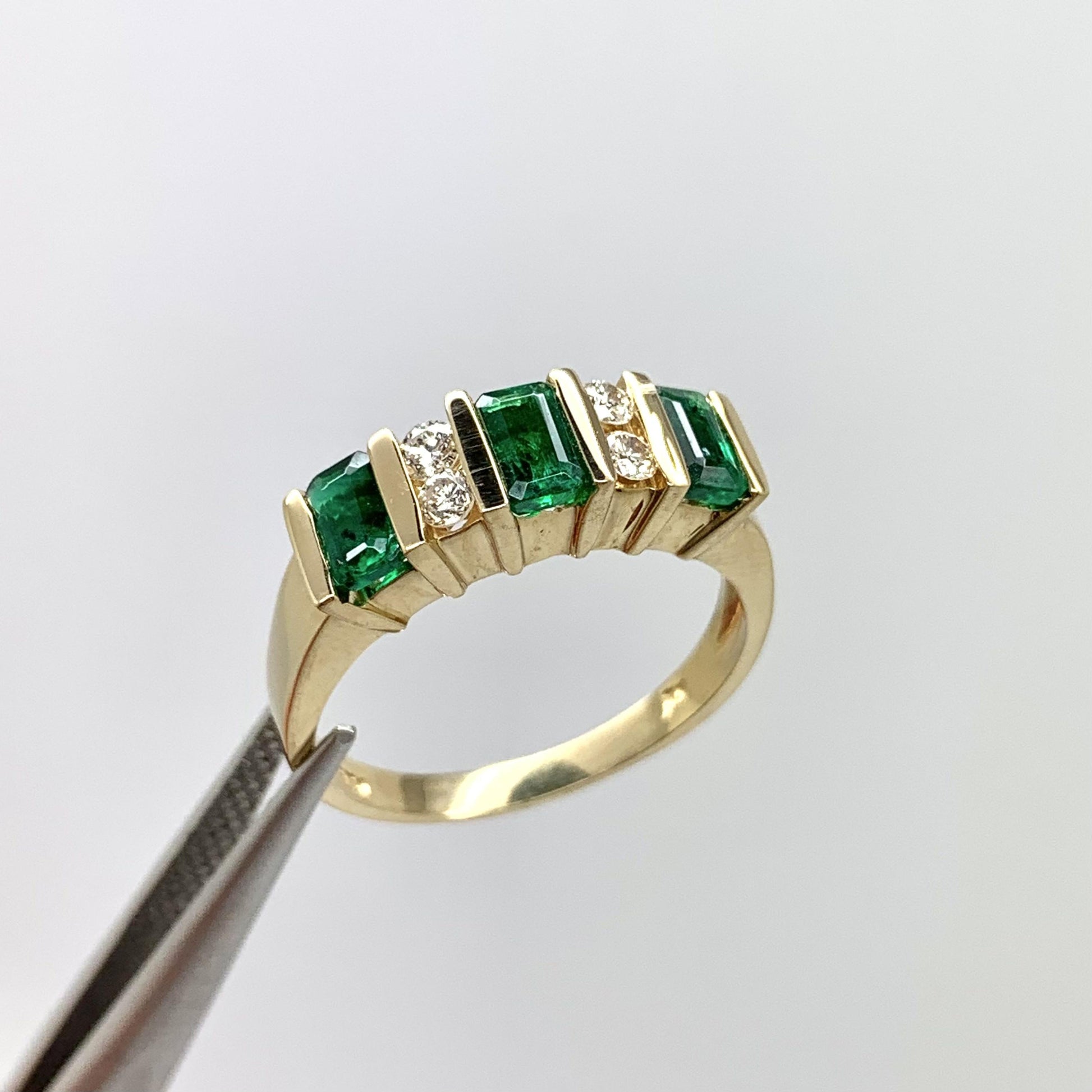 0.54 Emerald & White Diamond Ring in 14K Yellow Gold  8.25US