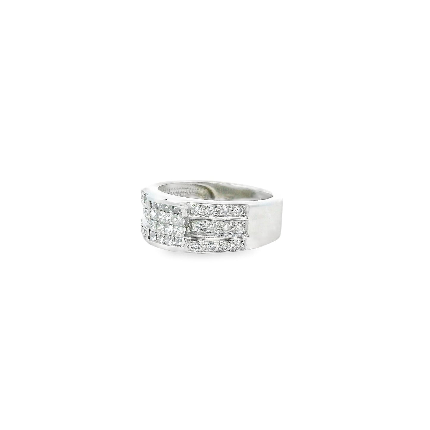 0.75 cttw. White Diamond Ring in 14k White Gold 7US 6.09g.