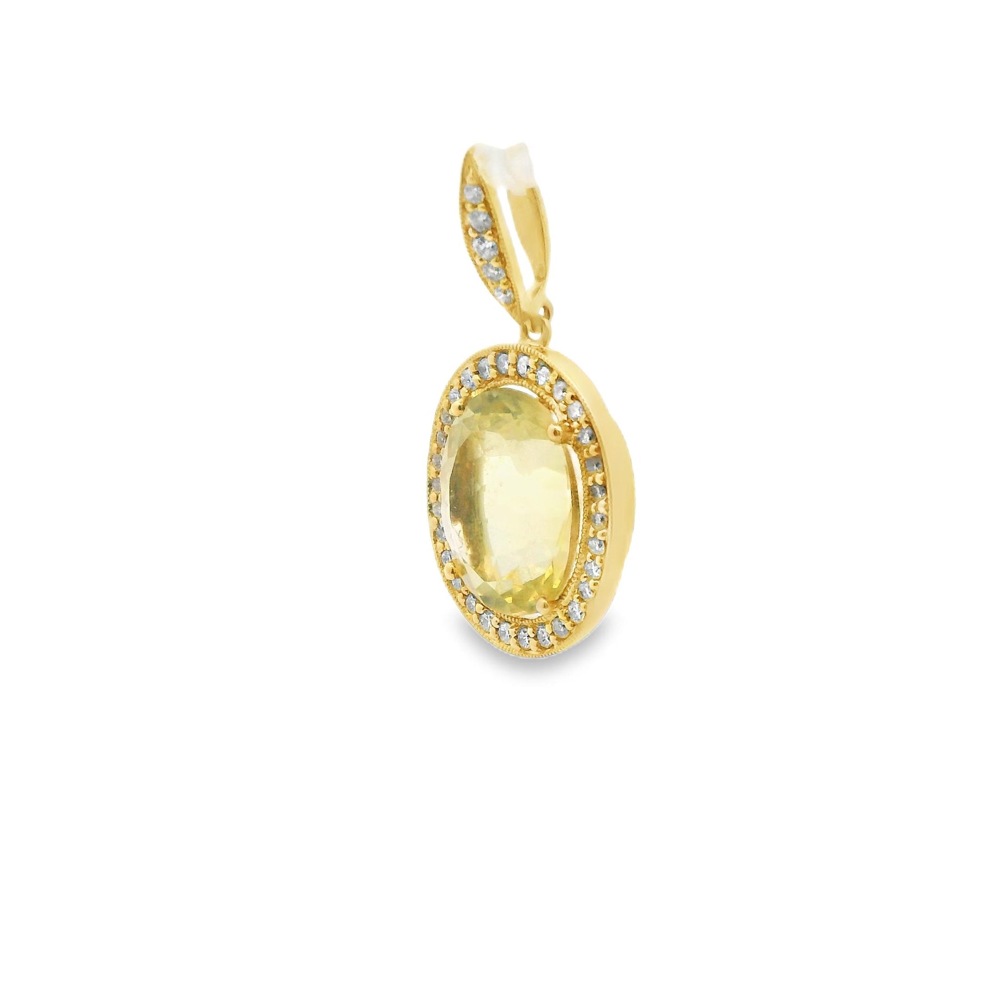 5.50 ct. Citrine & White Diamond Pendant in 18k Yellow Gold 4.01g.