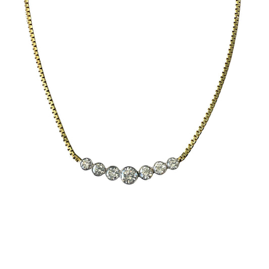 2.78cttw. White Diamond Graguated Necklace in 14k Yellow Gold 6.6g.