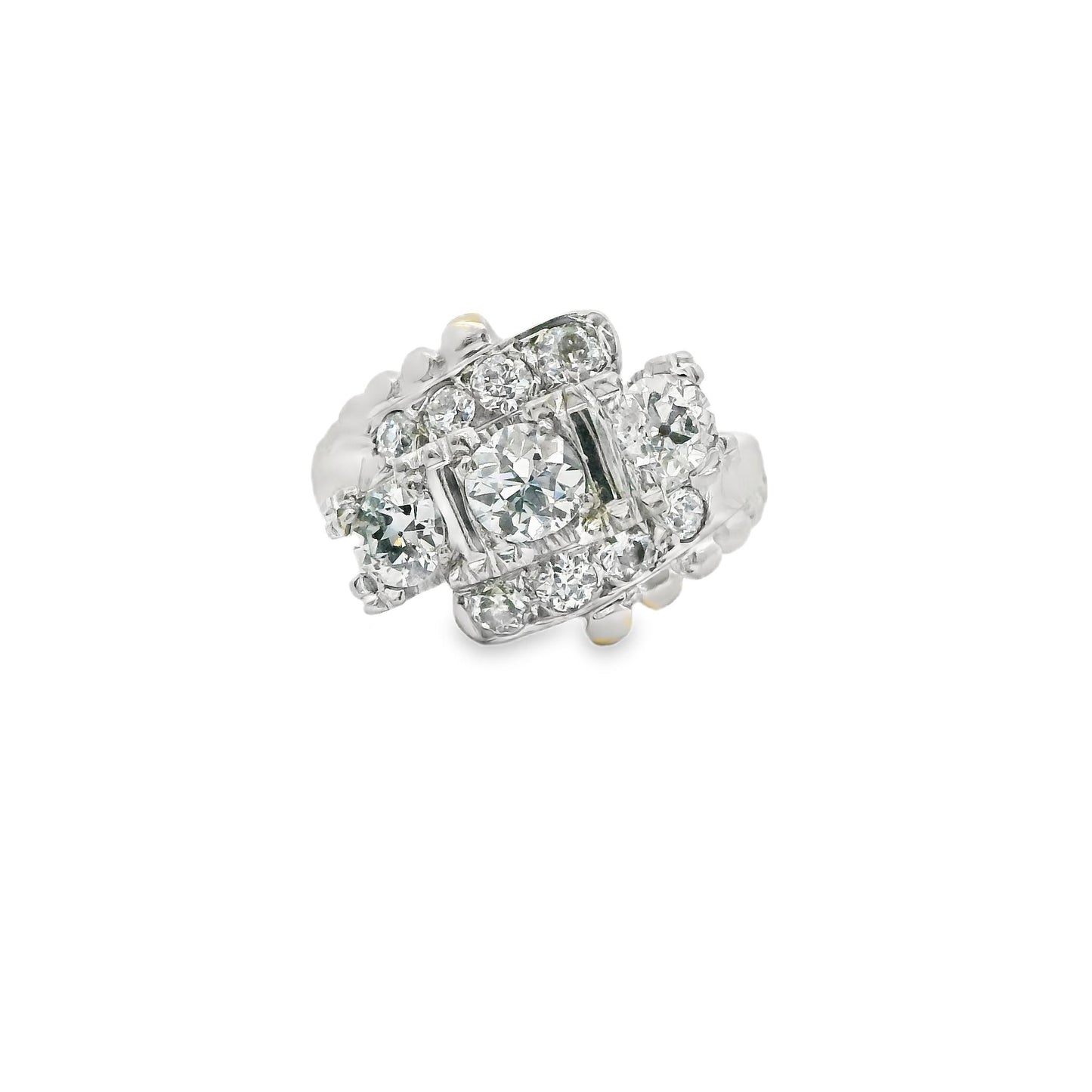 1.96cttw. White Diamond Vintage Cluster Ring in 14k White Gold 5US 6.65g.