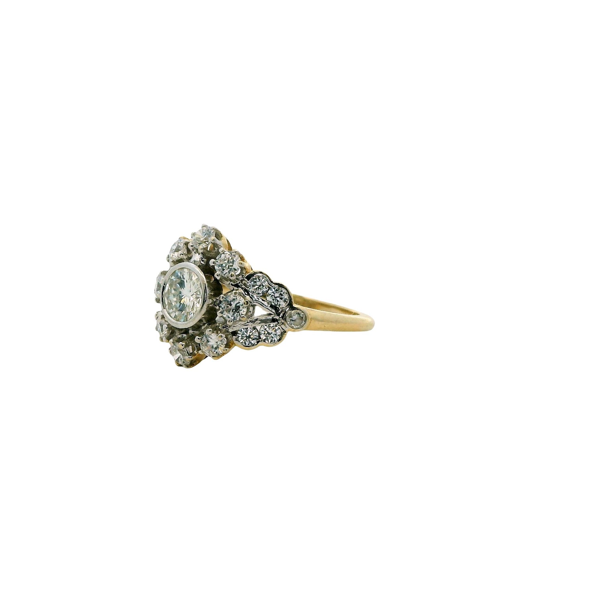 1.24cttw. White Diamond Ring in 14k Yellow Gold 6.75US 4.50g.