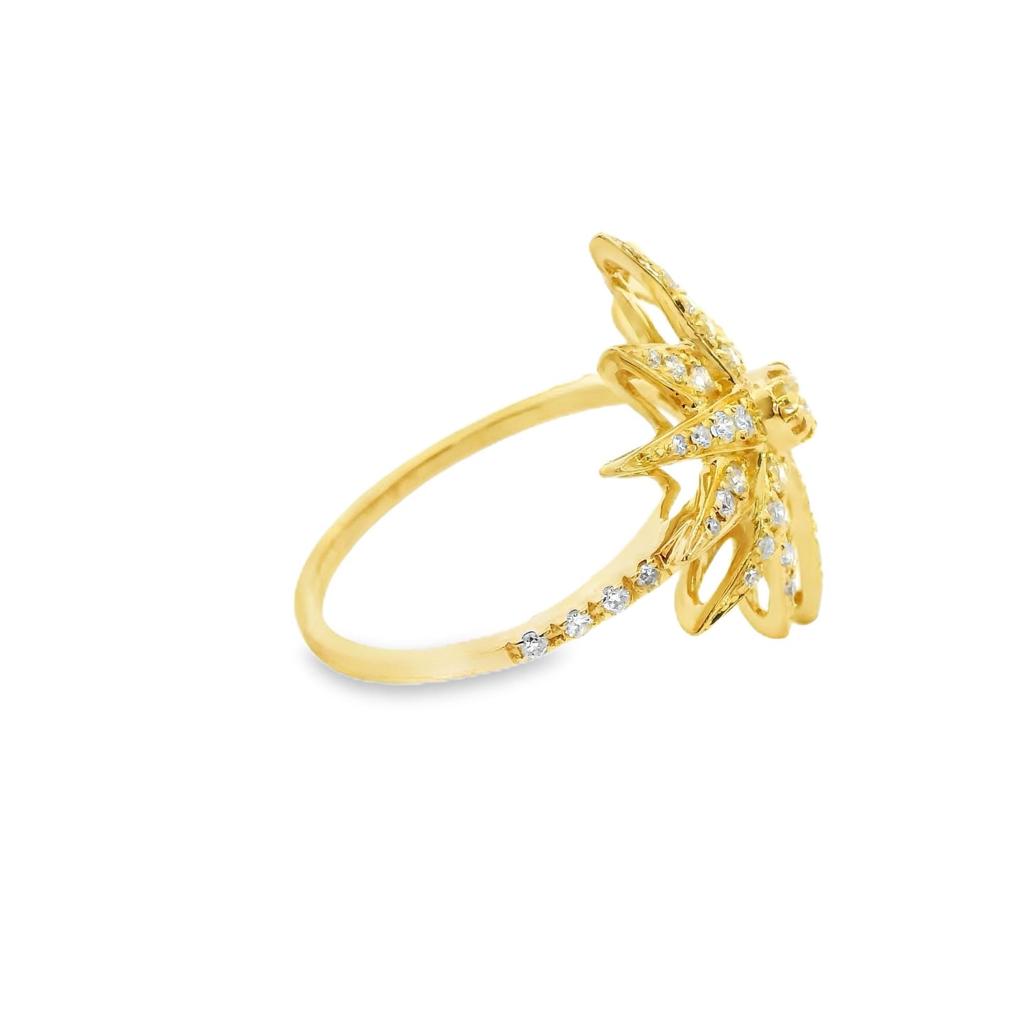 0.35cttw White Diamond Star ring in 18k Yellow Gold 7.5US 3.81g.