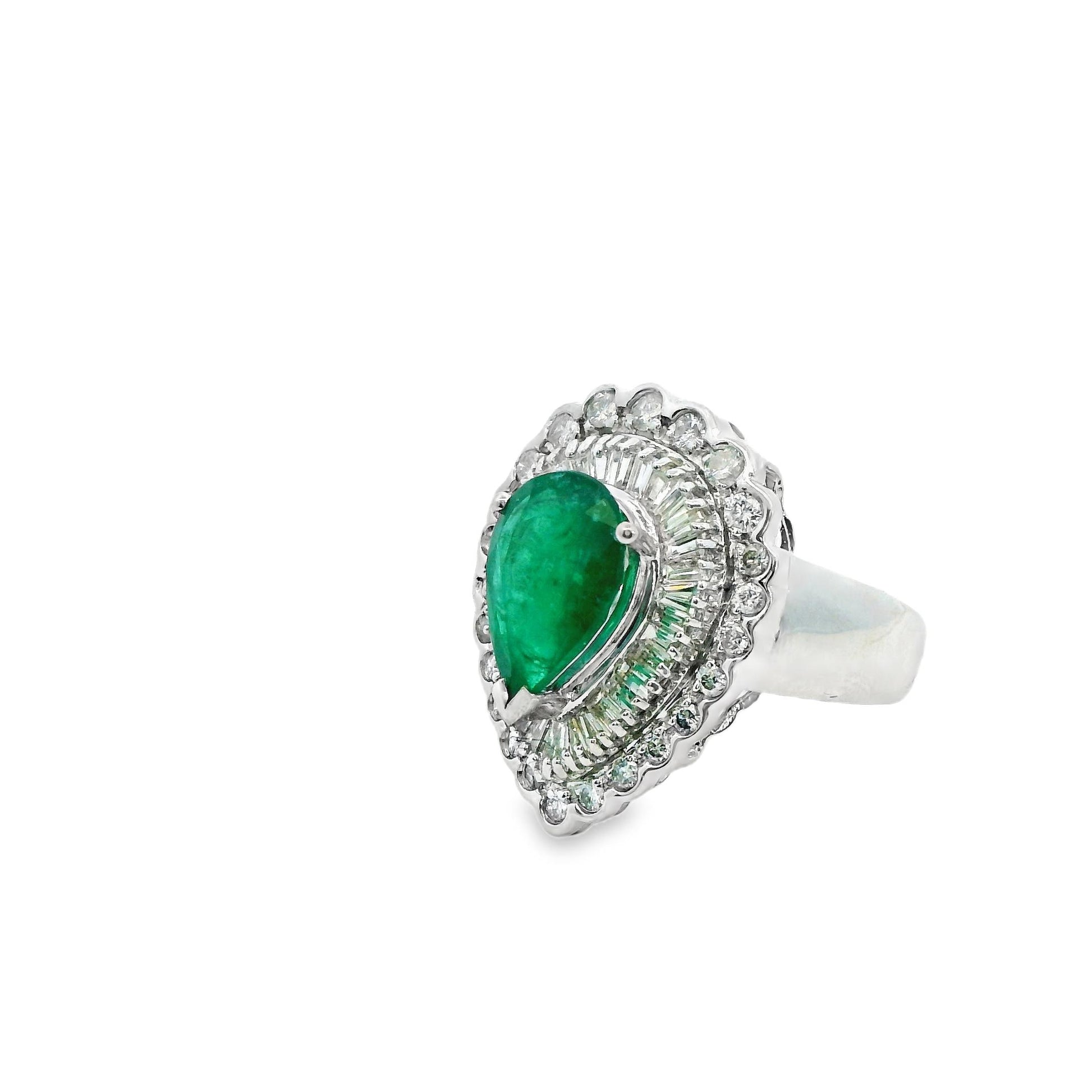 2.20 Green Emerald & 1.10cttw. White Diamond Ring in 18k White Gold 7US 8.21g.