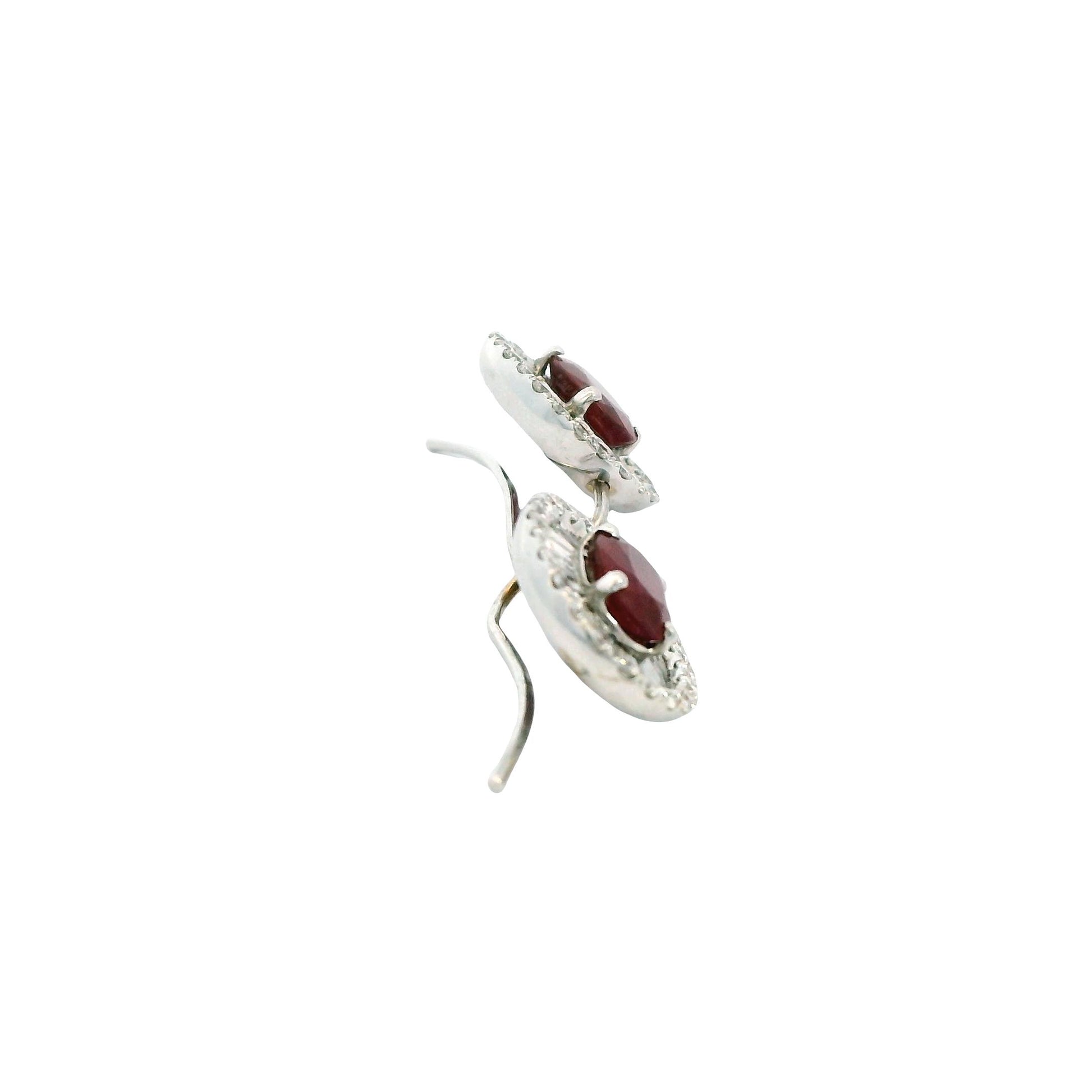 1.30cttw. Ruby & White Diamond Earrings in 18k White Gold 3.80g.