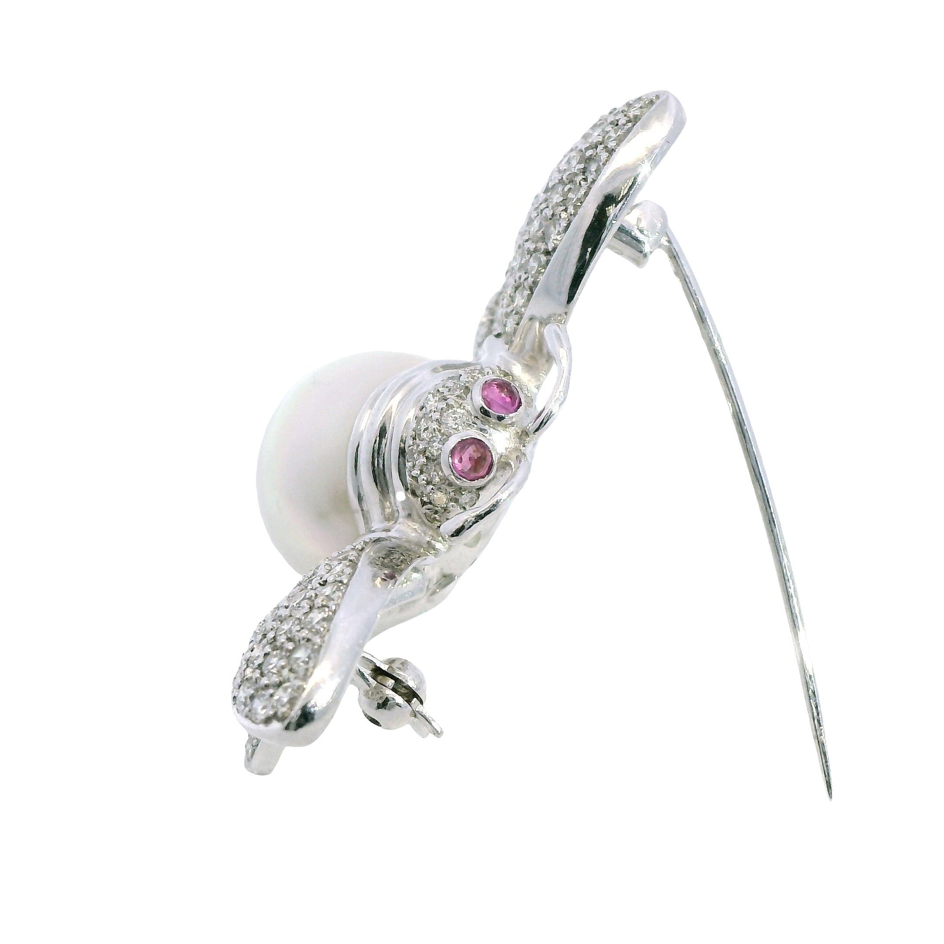 18k White Gold Bee Brooch with White Diamonds & Pearl 16.75g.