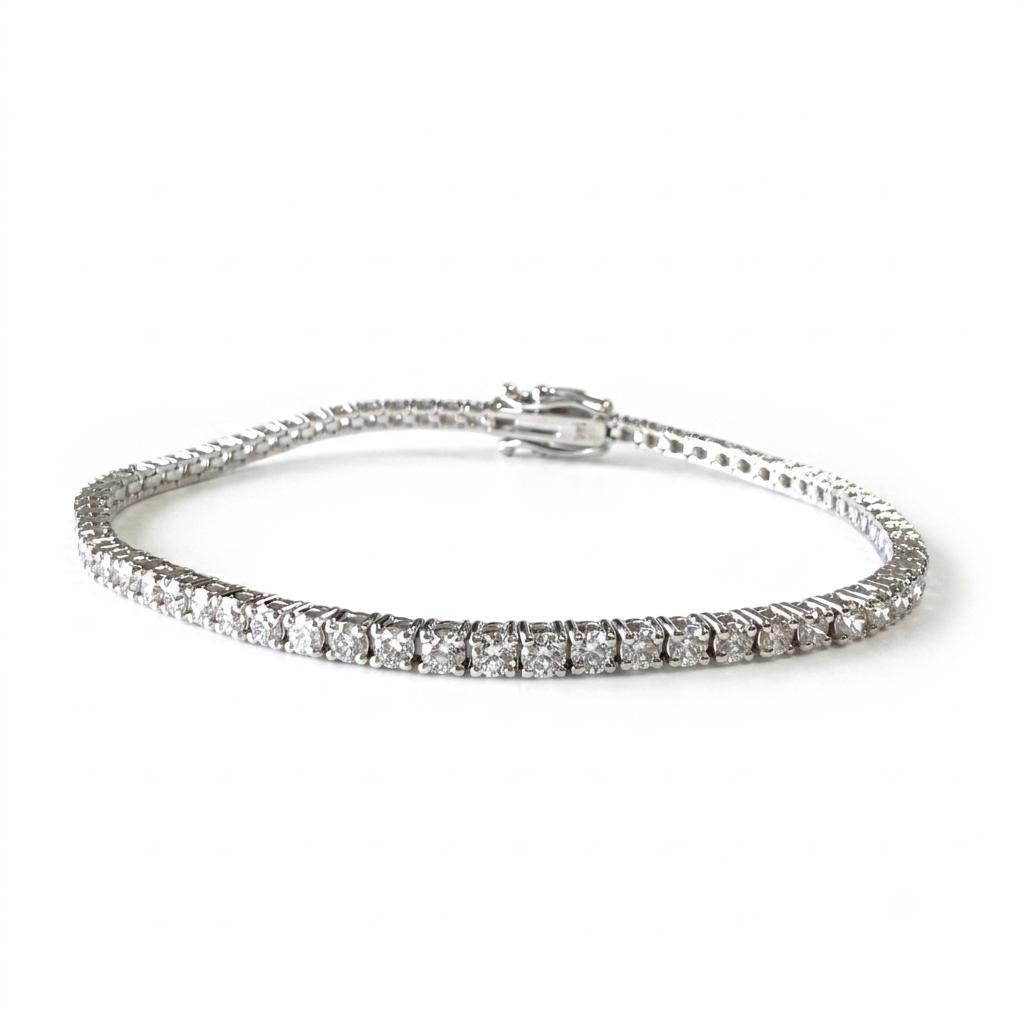 3.15 cttw. White Diamond Tennis Bracelet in 14k White Gold 7.24g. 7"