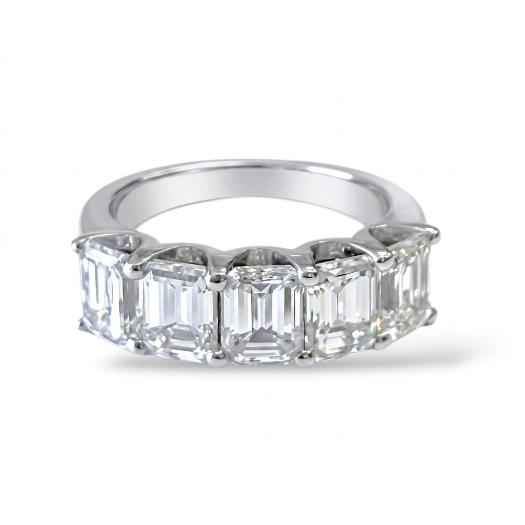 3cttw. Emerand Cut Natural Diamond Ring in 14k White Gold 3.95g. 4US