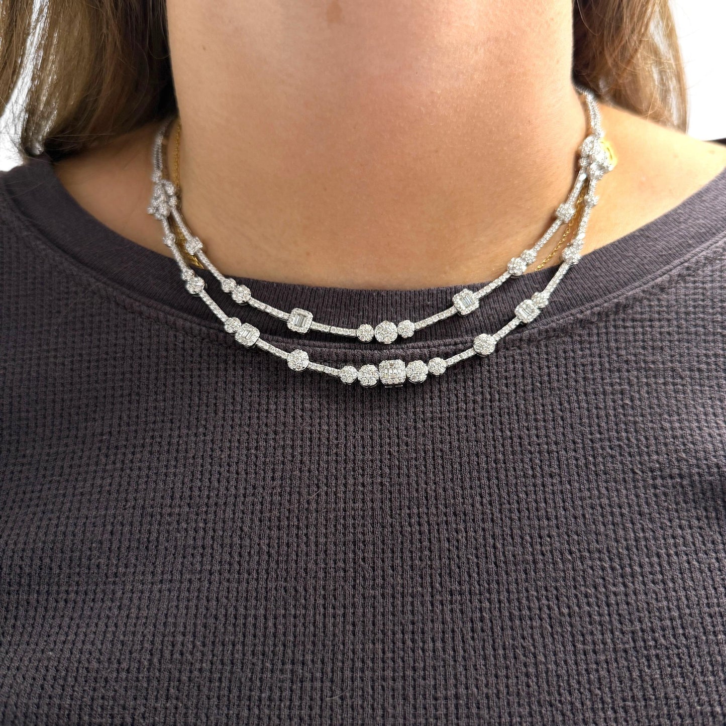 10.32 cttw. White Diamond Two Row Necklace in 18k White Gold 45.84g.