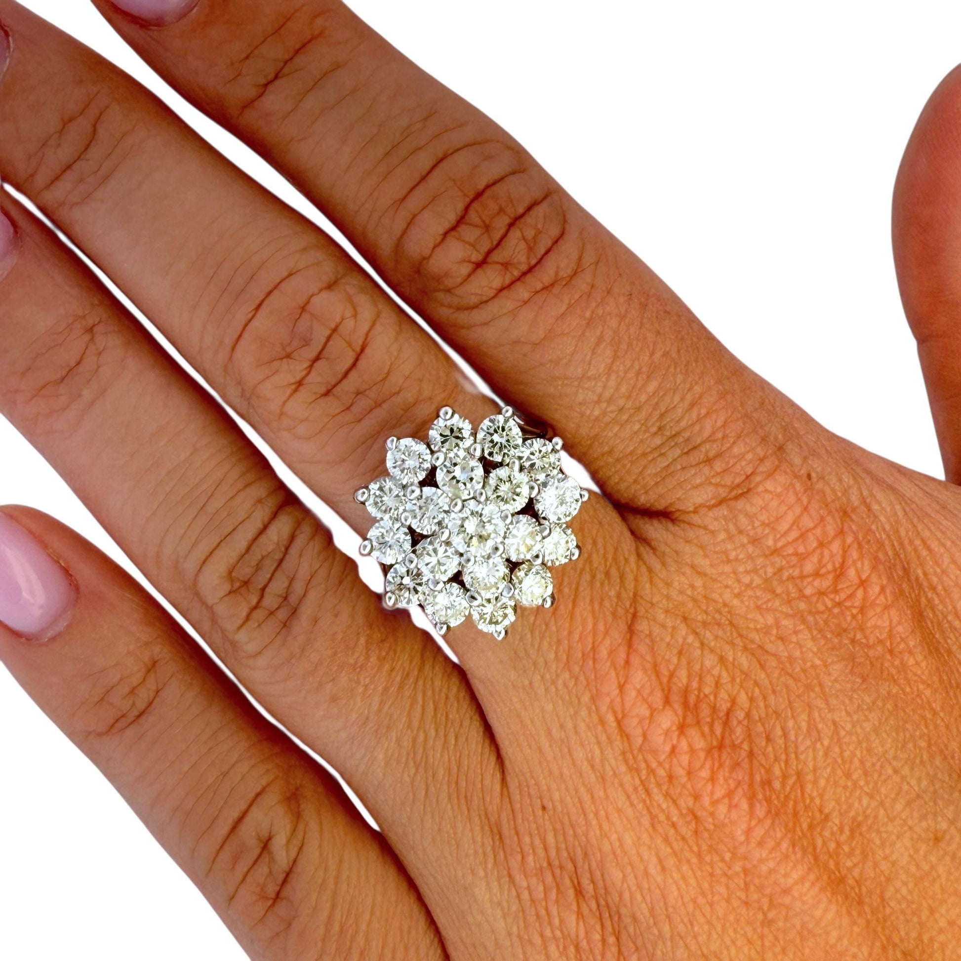 3.23cttw. White Diamond Cluster Ring in 14k White Gold 6.10G, US 6.25