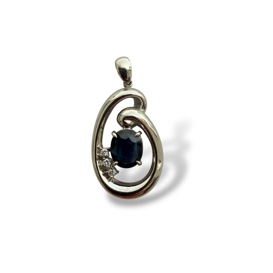 1.40 ct. Blue Sapphire Pendant in Platinum 11.27g.