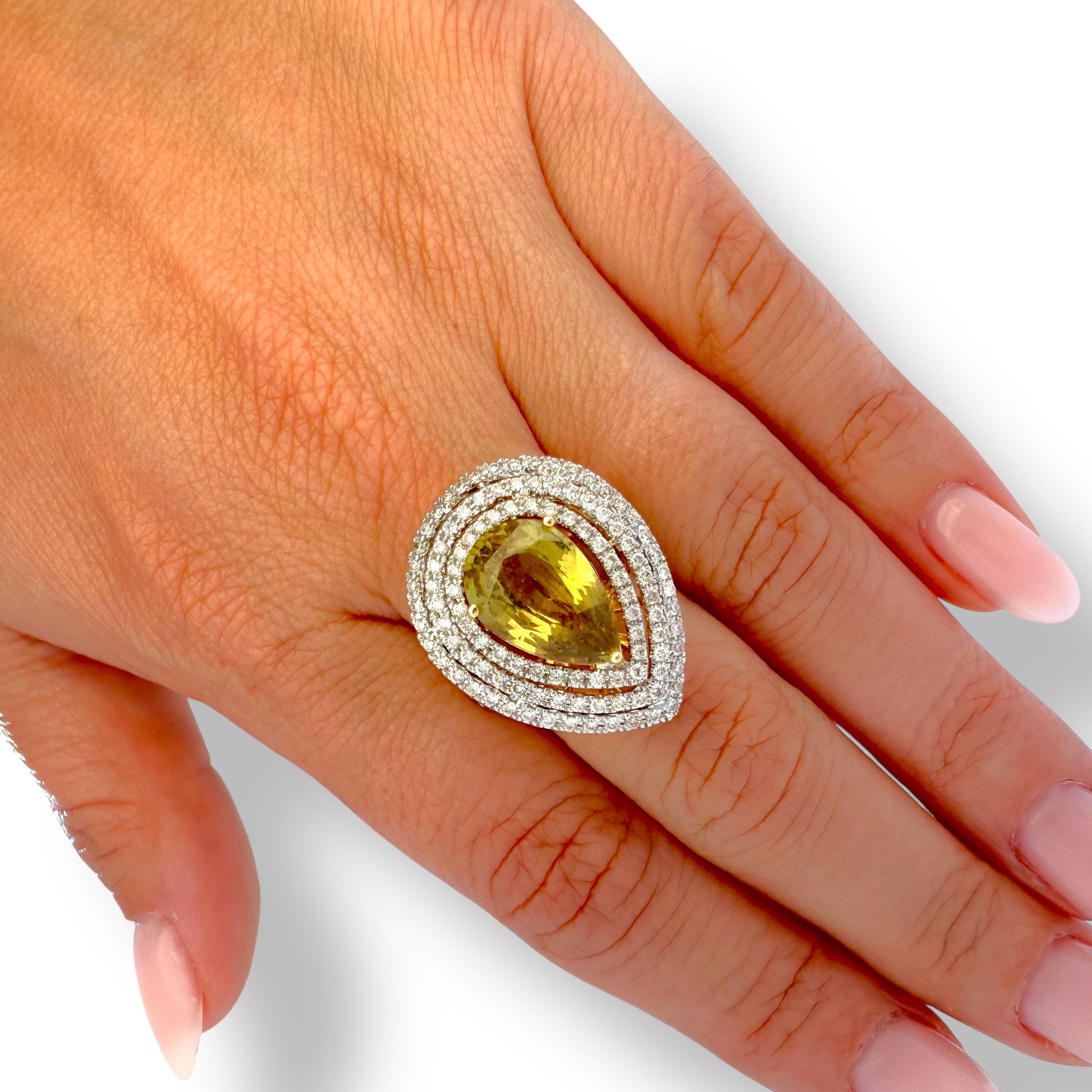 5.60ct. GIA Sapphire & 1.14cttw. White Diamond Halo Ring in 18k Yellow Gold 7US