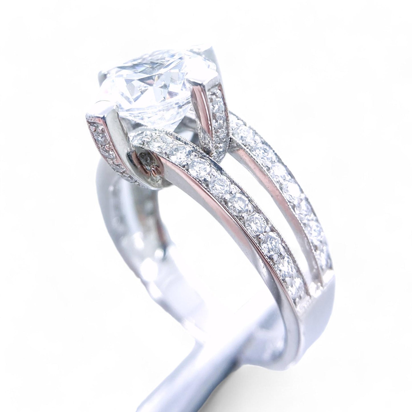 0.69 cttw White Diamond Semi-Mount in 18K White Gold 6.75 US 7.8g