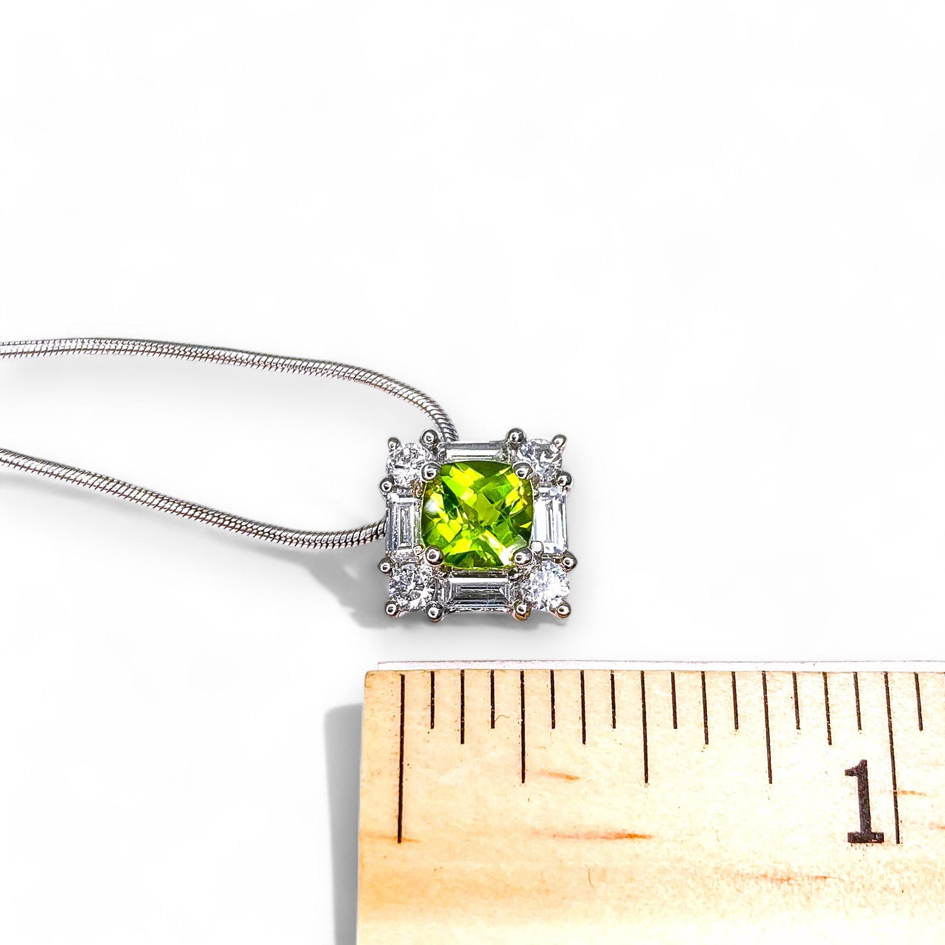 0.70 ct Peridot & 0.84 cttw Diamond Pendant Necklace in 18K White Gold 5.9g