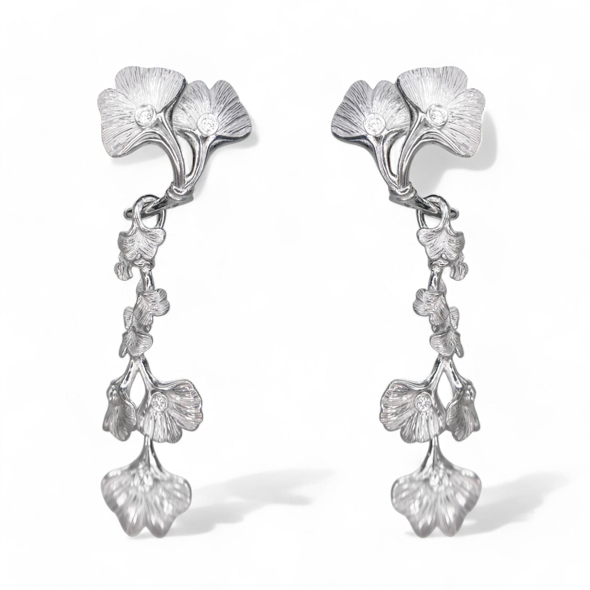 0.21 cttw Carrera y Carrera Dangling Diamond Earrings in 18K White Gold 13.5g