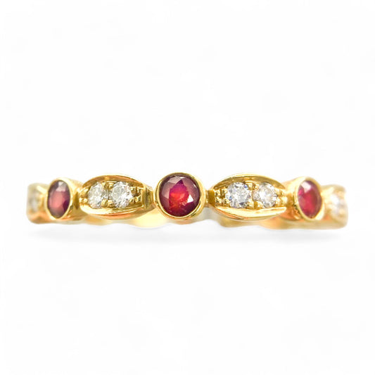 0.50 cttw Ruby & 0.25 cttw Diamond Eternity Ring in 18K Yellow Gold 7.5 US 3.0g