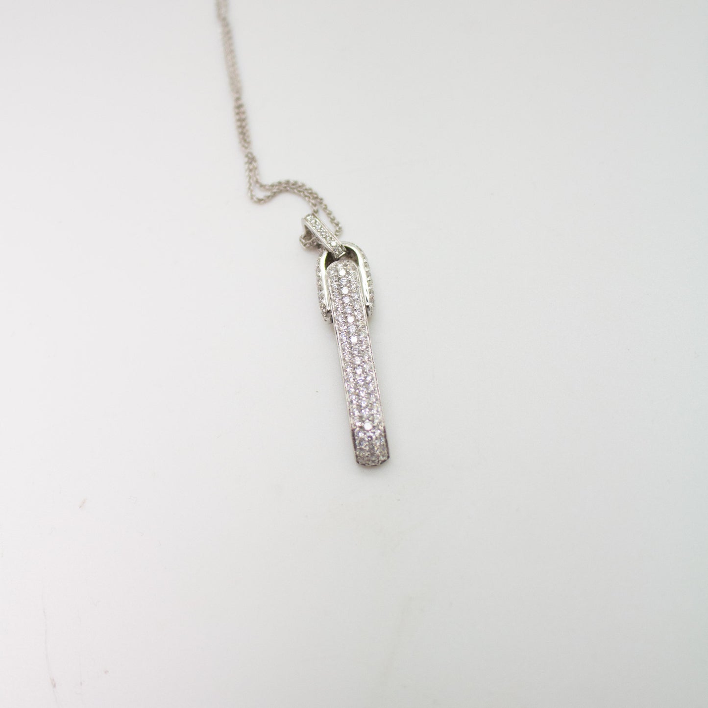 Roberto Coin 18k White Gold 2.05 cttw Diamond Pave' Bar Pendant and Chain 16'