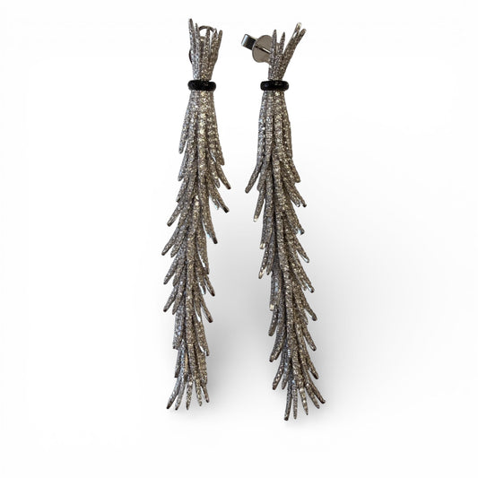 18k White Gold Tassle White Diamond Drop Earrings 18.54g.