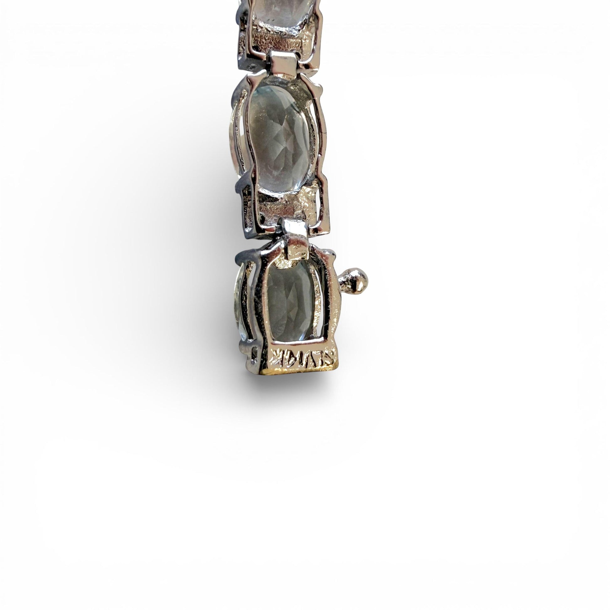 14k White Gold Aquamarine & 0.36cttw. White Diamond Bracelet 9.47g.