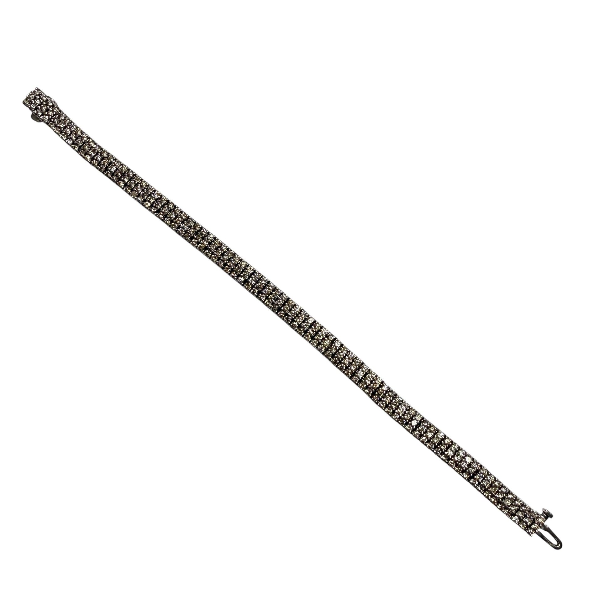 6.84cttw. White Diamond Three Row Bracelet in 14k White Gold 26.19g.