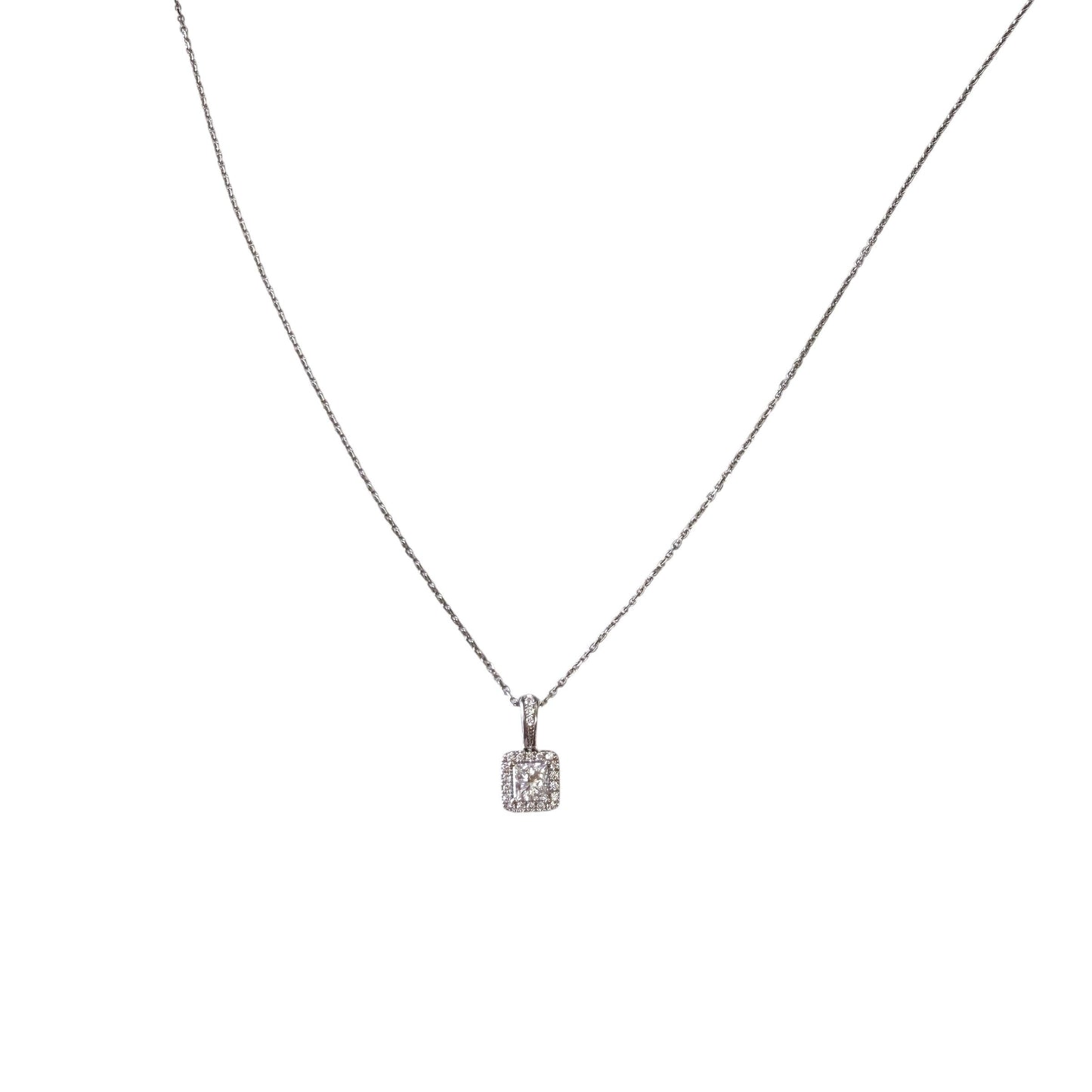 0.60cttw. White Diamond Pendant Necklace on 14k White Gold 3.01g.
