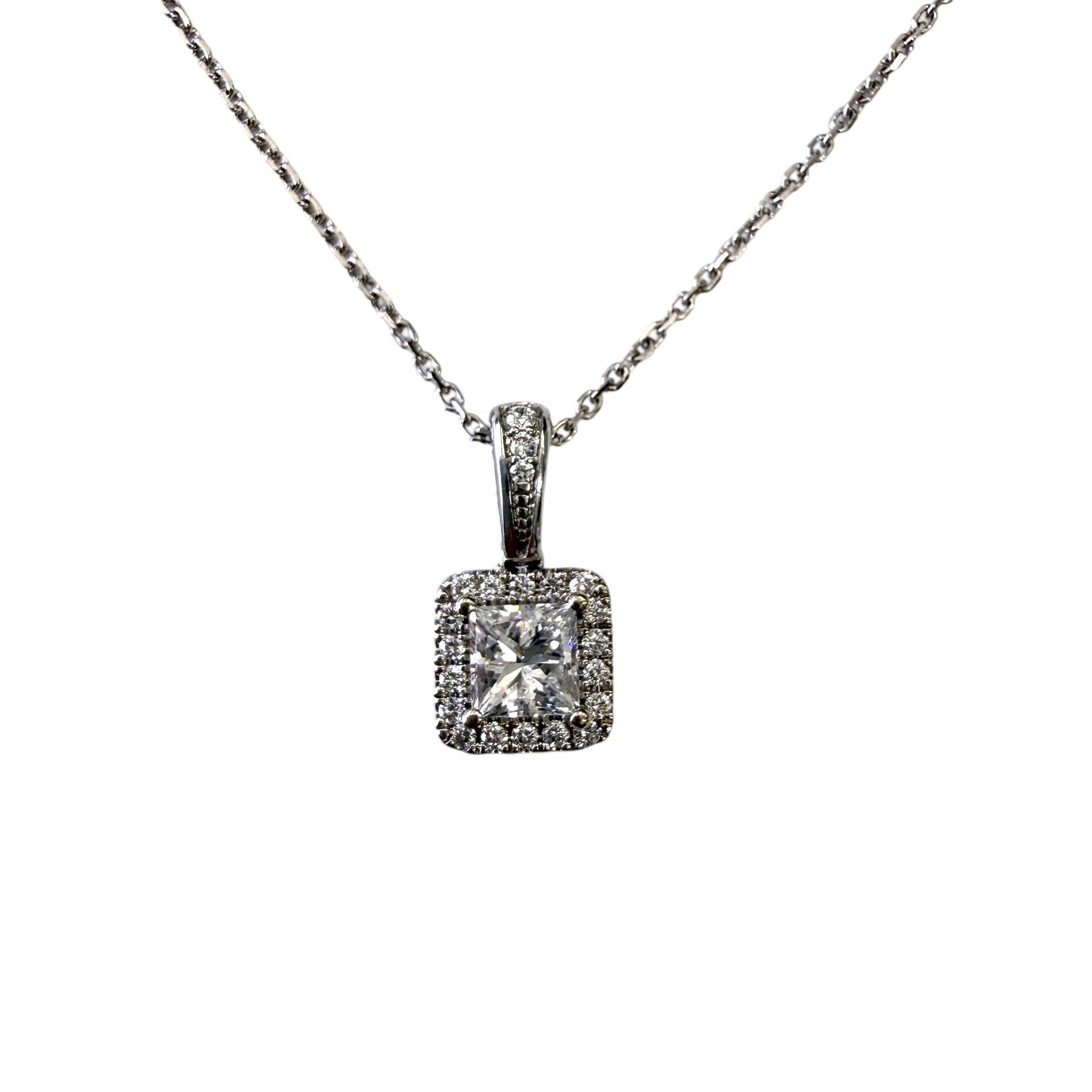 0.60cttw. White Diamond Pendant Necklace on 14k White Gold 3.01g.