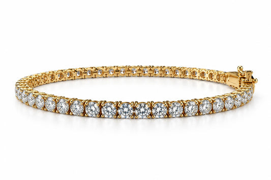 Natural 4.81cttw. White Diamond Tennis Bracelet in 14k Yellow Gold 8.07g. 7"