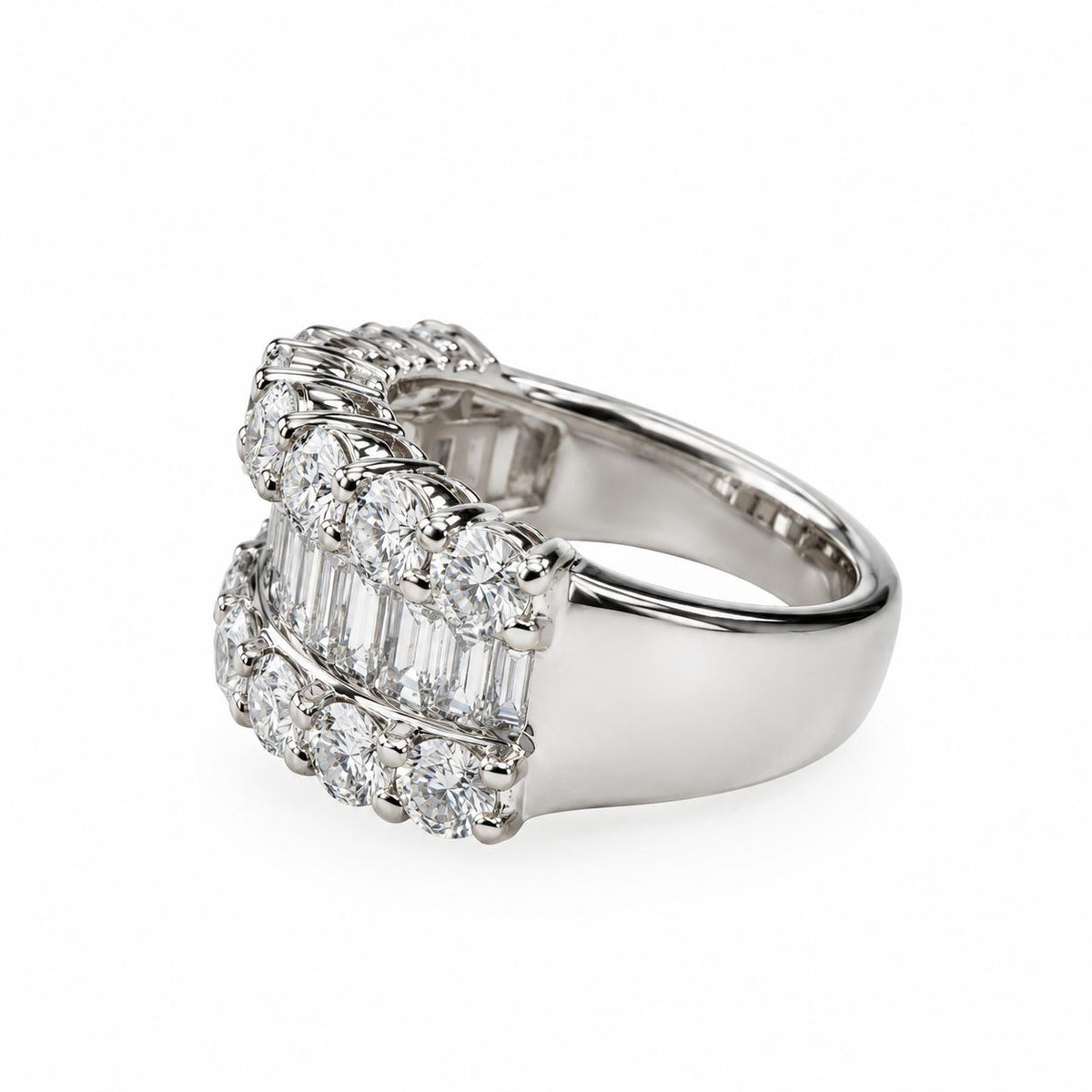 5.20cttw. White Diamond Wide Platinum Ring 14.11g. 5.5US