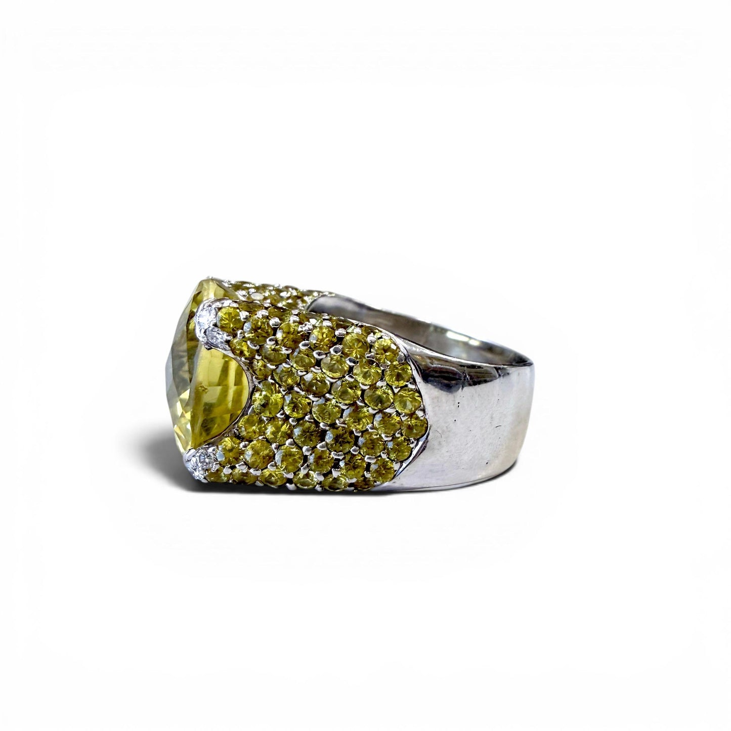15.29ct. Topaz & 7cttw. Green Sapphires Ring in 18k White Gold 9 US 17.1g