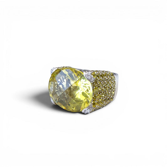 15.29ct. Topaz & 7cttw. Green Sapphires Ring in 18k White Gold 9 US 17.1g