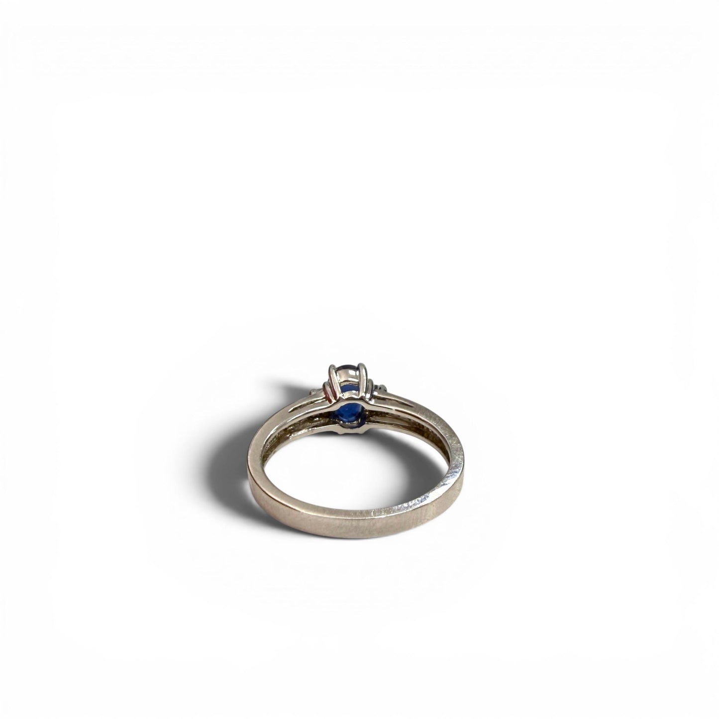 0.88ct Blue Sapphire & 0.09cttw. White Diamond Ring in 14k White Gold 7US