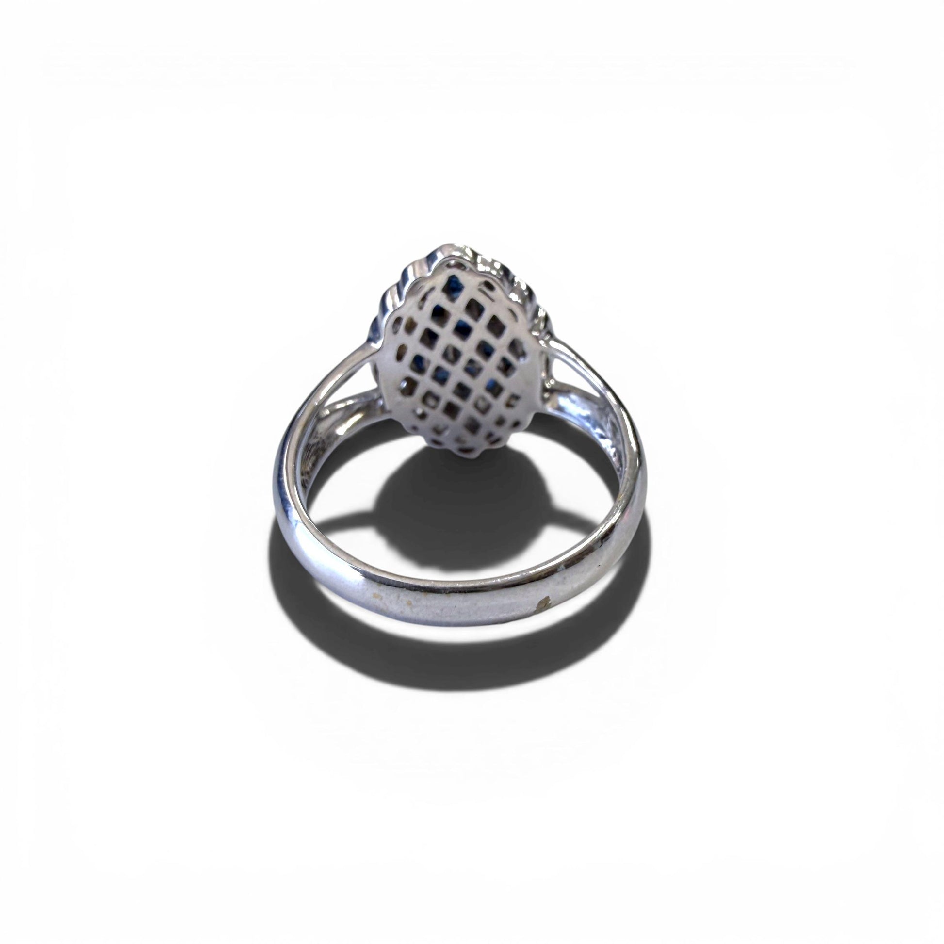 2.50cttw. Blue Sapphire & 0.15cttw White Diamond Ring in 18k White Gold 6.75US