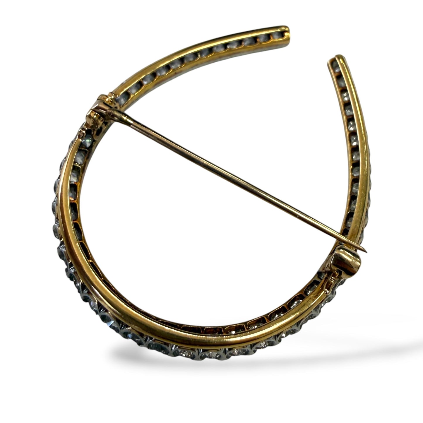 1.50cttw. White Diamond U Shape Brooch in Platinum & 14k White Gold 11.39g.