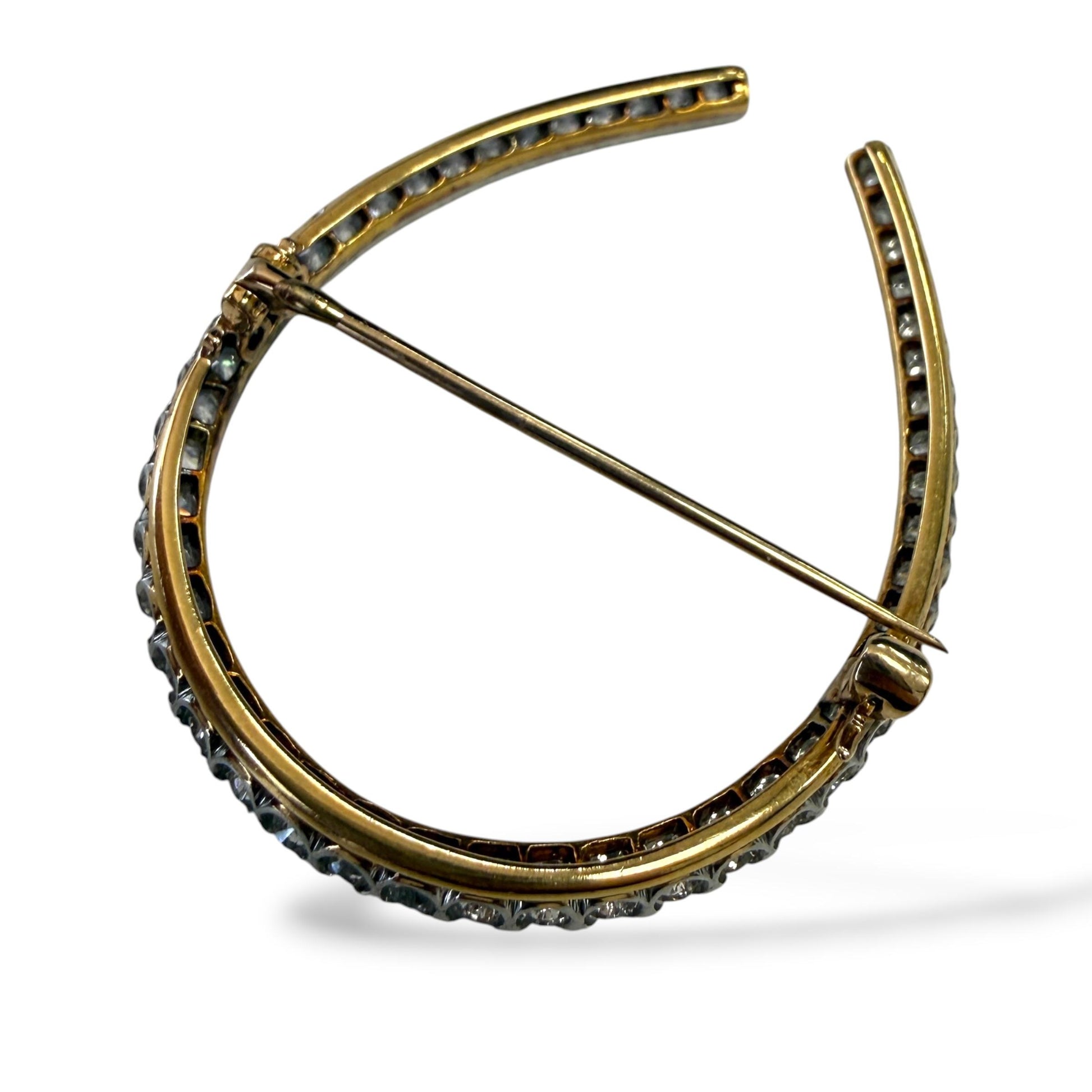 1.50cttw. White Diamond U Shape Brooch in Platinum & 14k White Gold 11.39g.