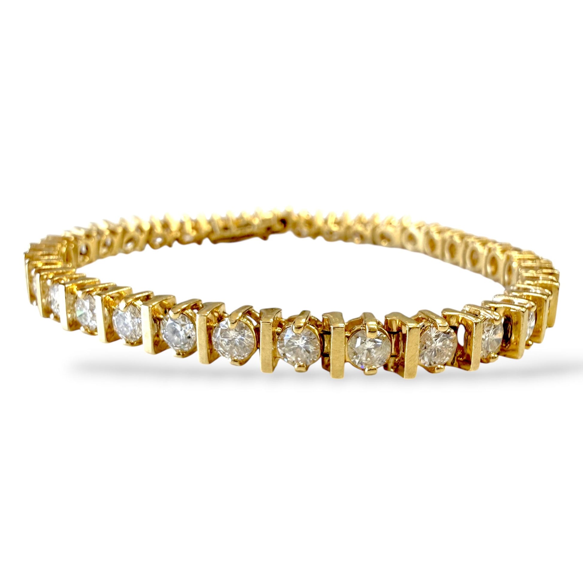 Vintage 7cttw. White Diamonds Tennis Bracelet in 14k Yellow Gold 21.88g. 7.5"