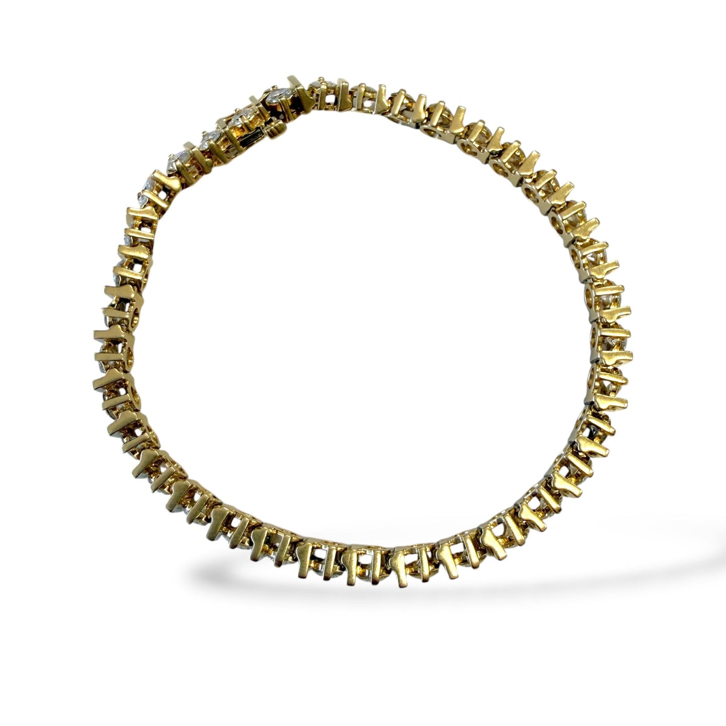 Vintage 7cttw. White Diamonds Tennis Bracelet in 14k Yellow Gold 21.88g. 7.5"