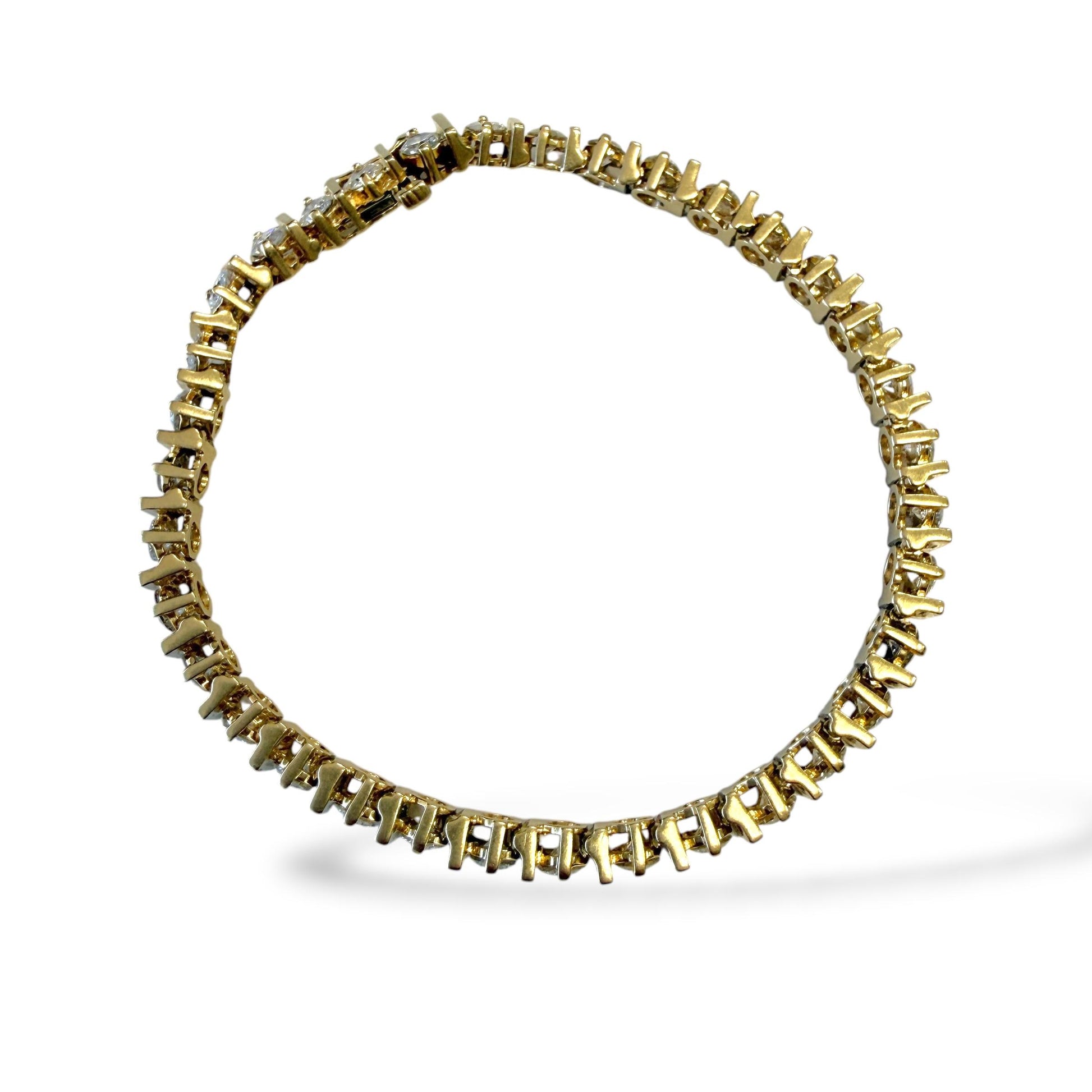 Vintage 7cttw. White Diamonds Tennis Bracelet in 14k Yellow Gold 21.88g. 7.5"