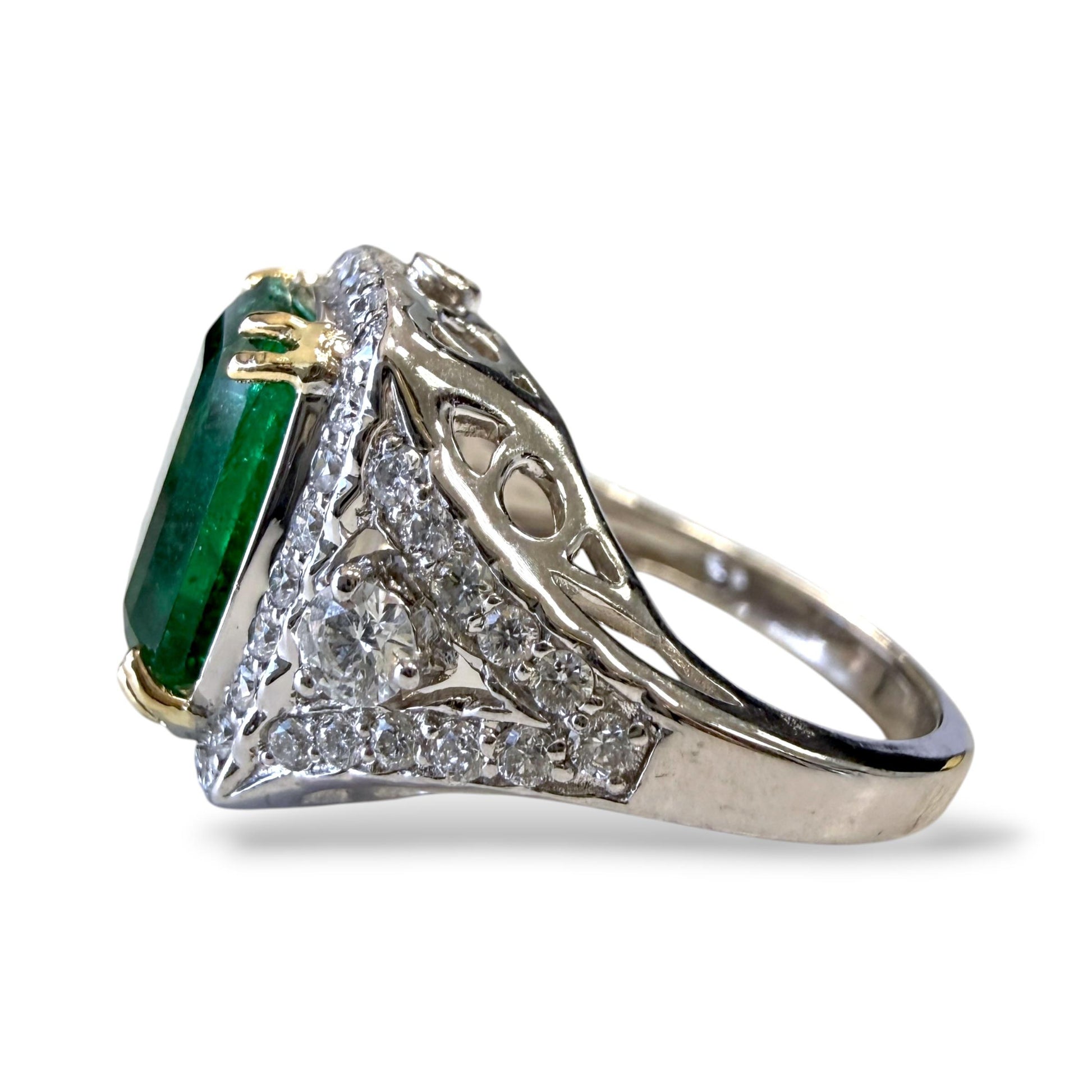GIA Zambian 4.33ct Green Emerald Ring with 0.75cttw White Diamond Ring In 14 WG