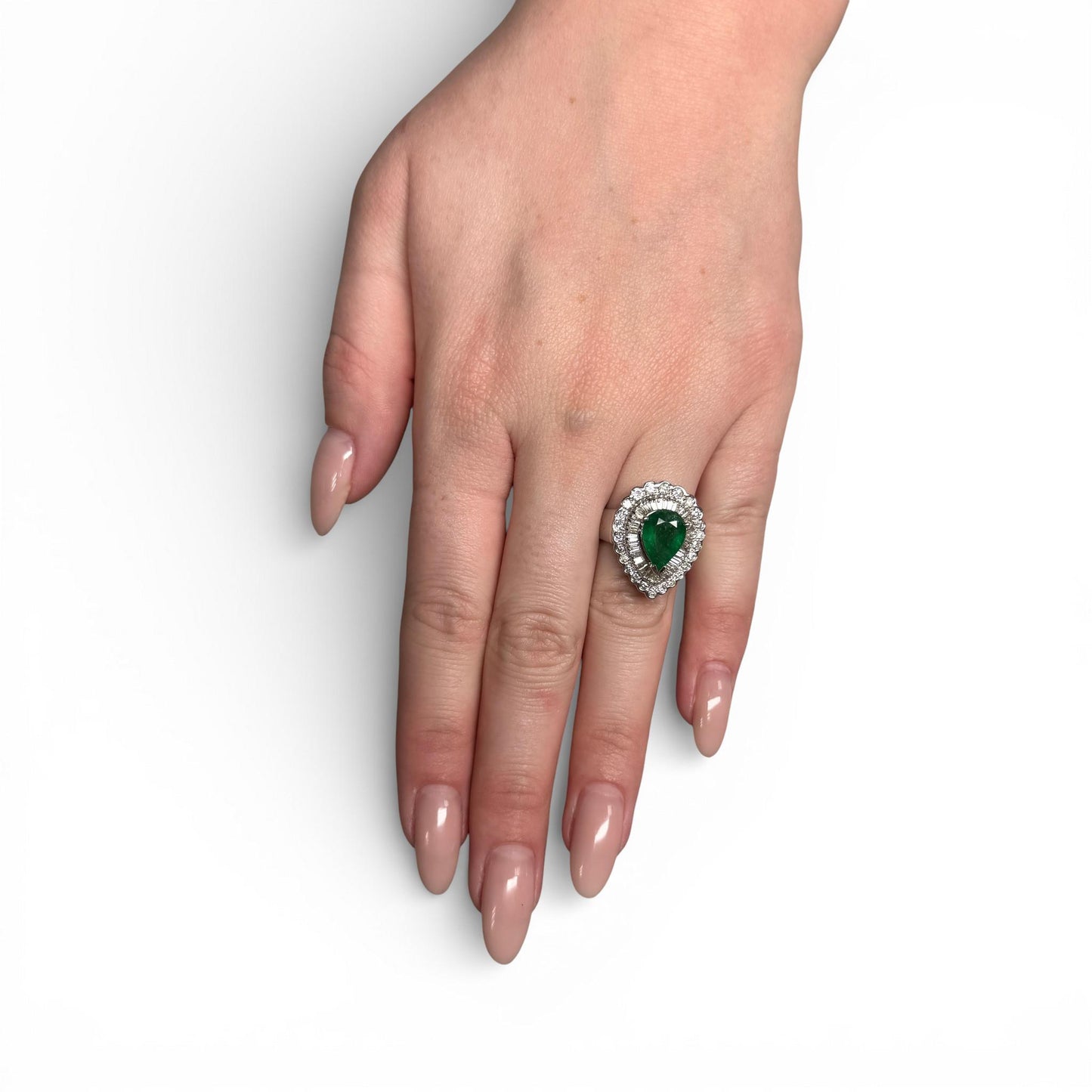 2.20 Green Emerald & 1.10cttw. White Diamond Ring in 18k White Gold 7US 8.21g.