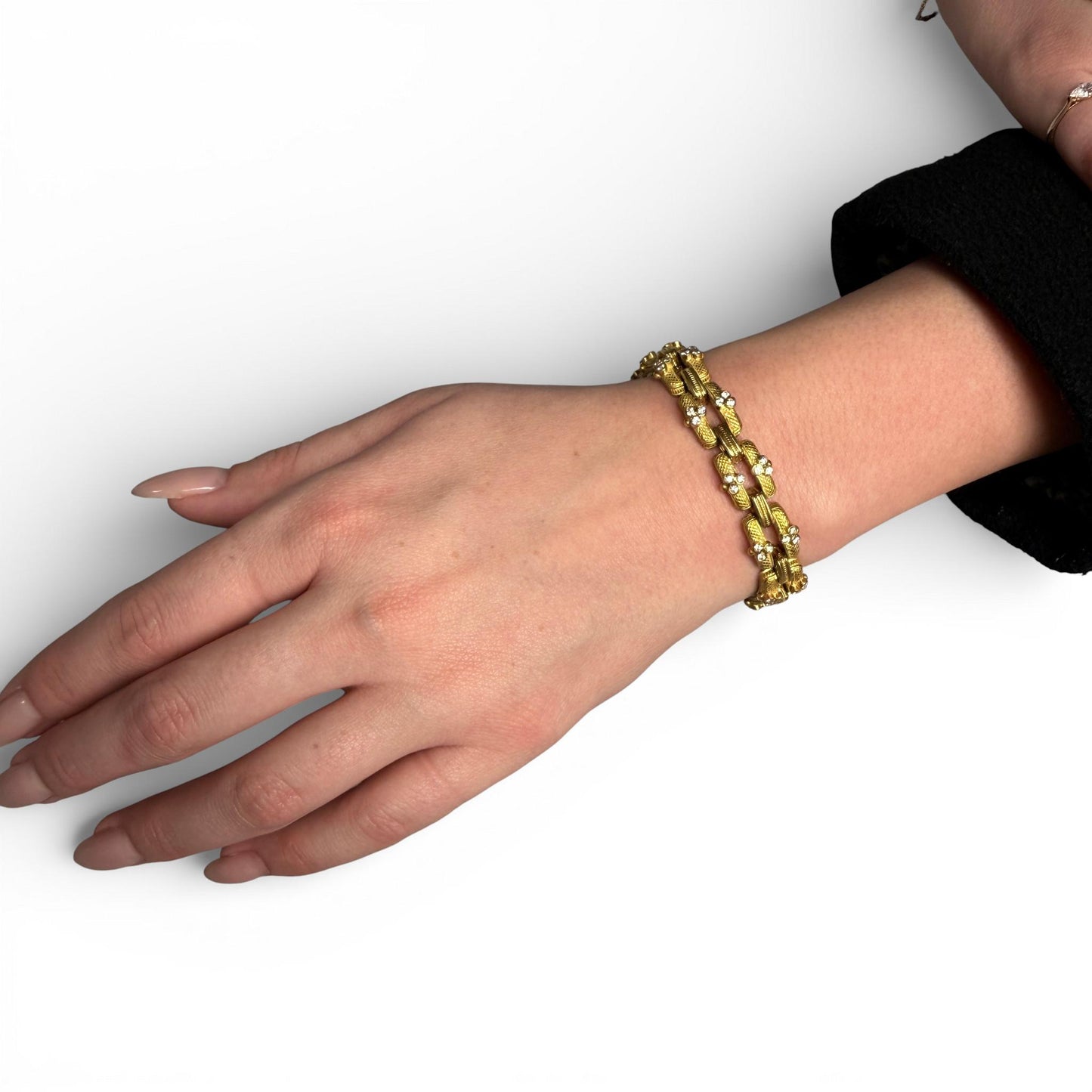 Vintage 1.08cttw White Diamond Judith Ripka Bracelet in 18k Yellow Gold 66.54g.