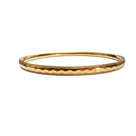 14k Yellow Gold Hammered Bangle 5.20g. 7"