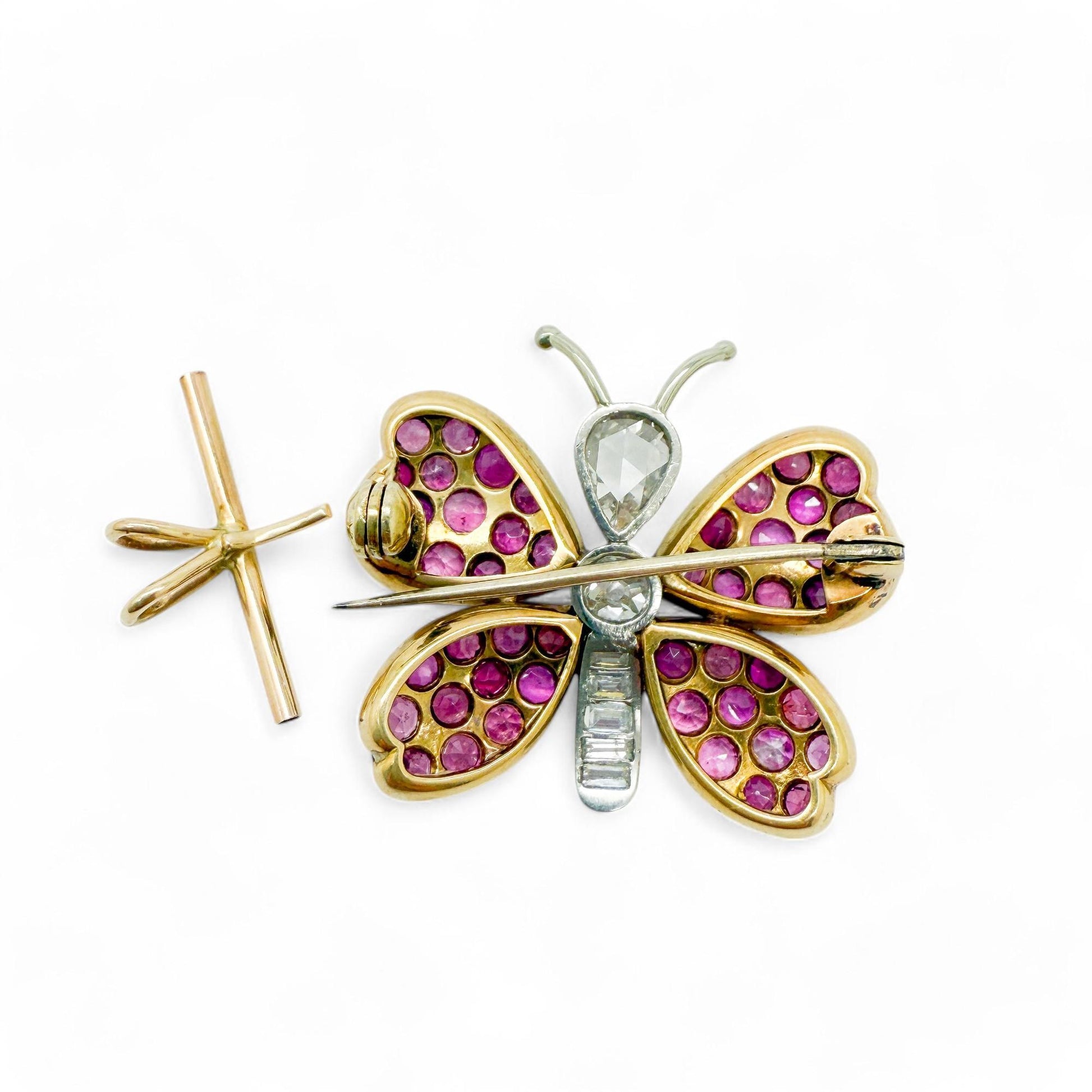 2.94 cttw. Pink Ruby & 0.65 cttw. White Diamonds Butterfly Brooch 8g.