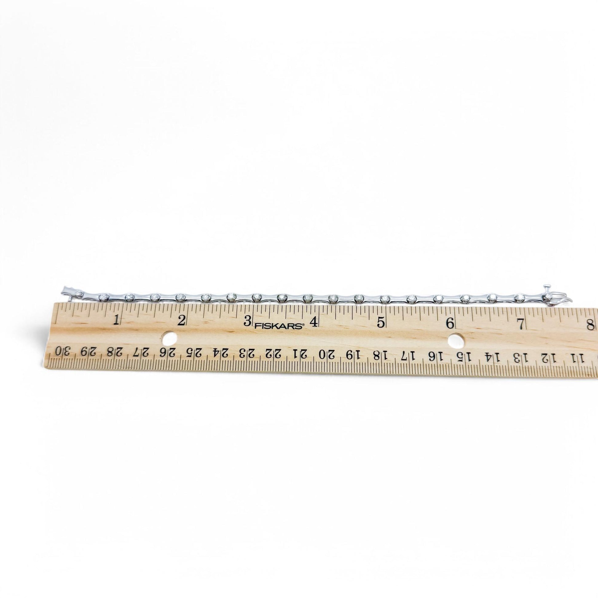 1.14 cttw. White Diamond Stetioned Bracelet in 14k White Gold 7.5" 11.30g.