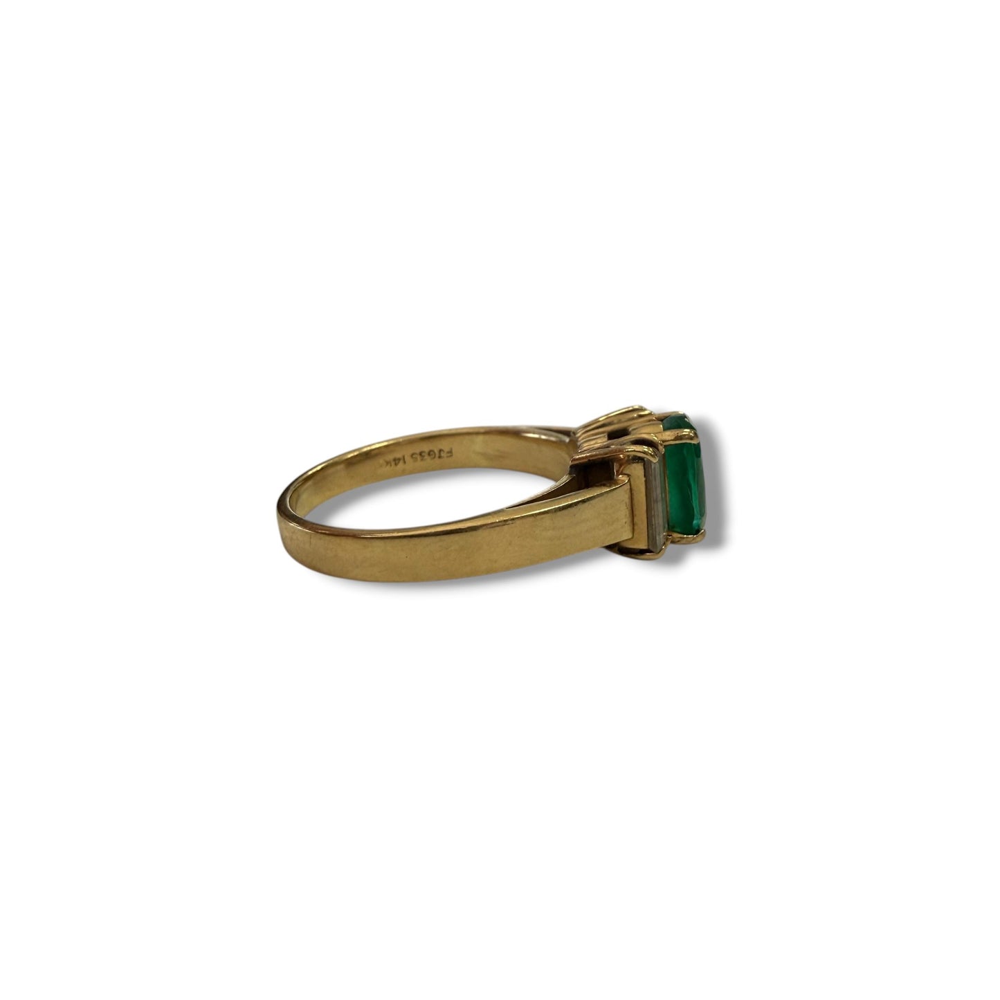 0.85ct. Green Emerald & 0.40cttw White Diamond Vintage Ring in 14K YG 5.5US
