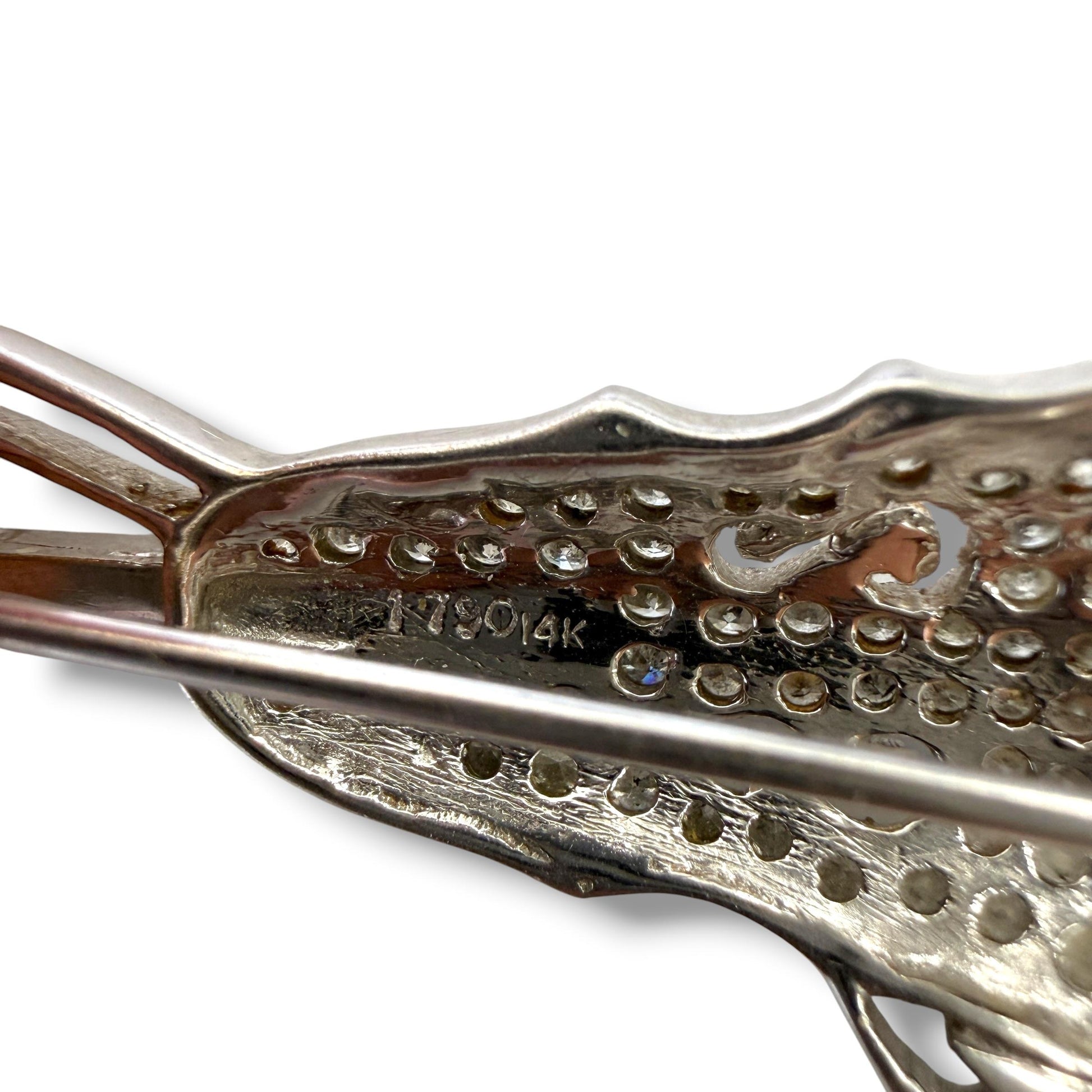 1.05cttw. White Diamond Vintage Violin Brooch in 14k White Gold  7.60g.