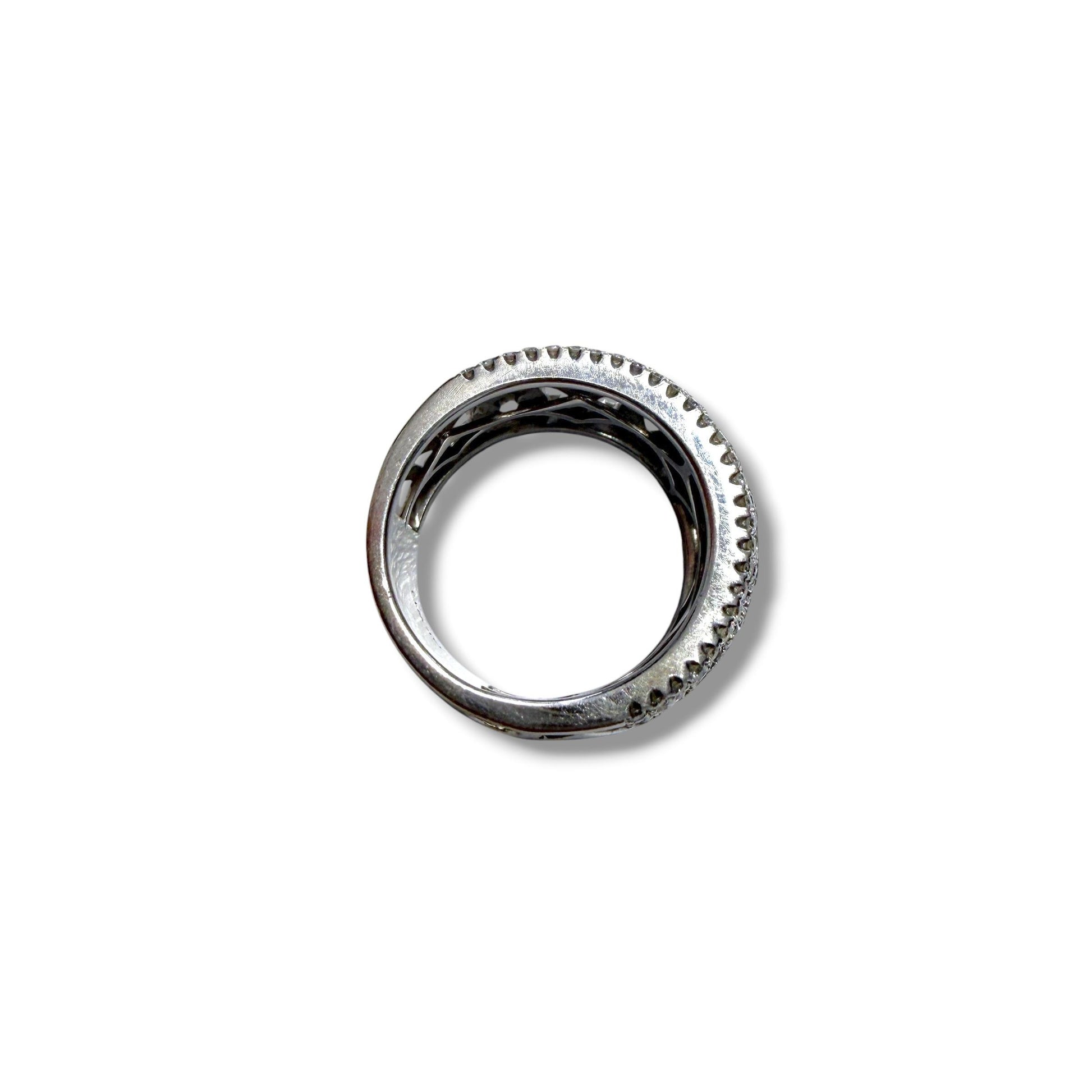 1.20cttw. White Diamond Wide Ring in 14k White Gold 7.5US 10.88g.