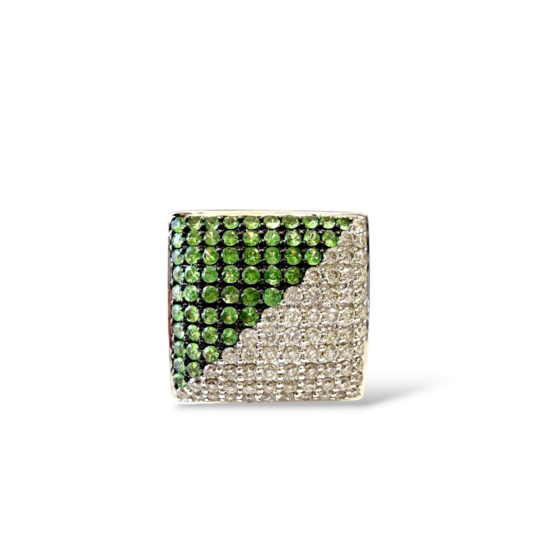 Estate 1.13cttw. White Diamond & 0.94cttw. Peridot Ring in 14k White Gold 17.03g
