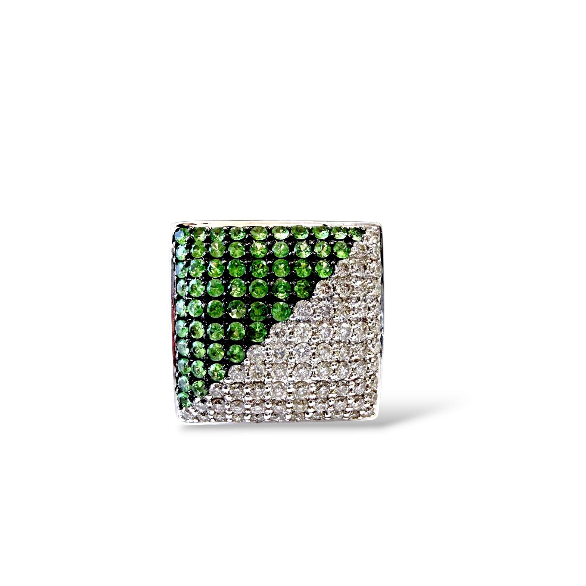 Estate 1.13cttw. White Diamond & 0.94cttw. Peridot Ring in 14k White Gold 17.03g