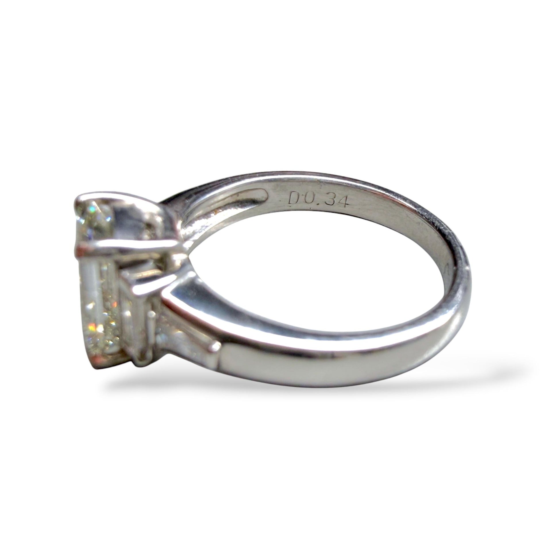 EGL 1.84cttw. White Diamond Vintage Platinum Ring 5.96g. 5.25US